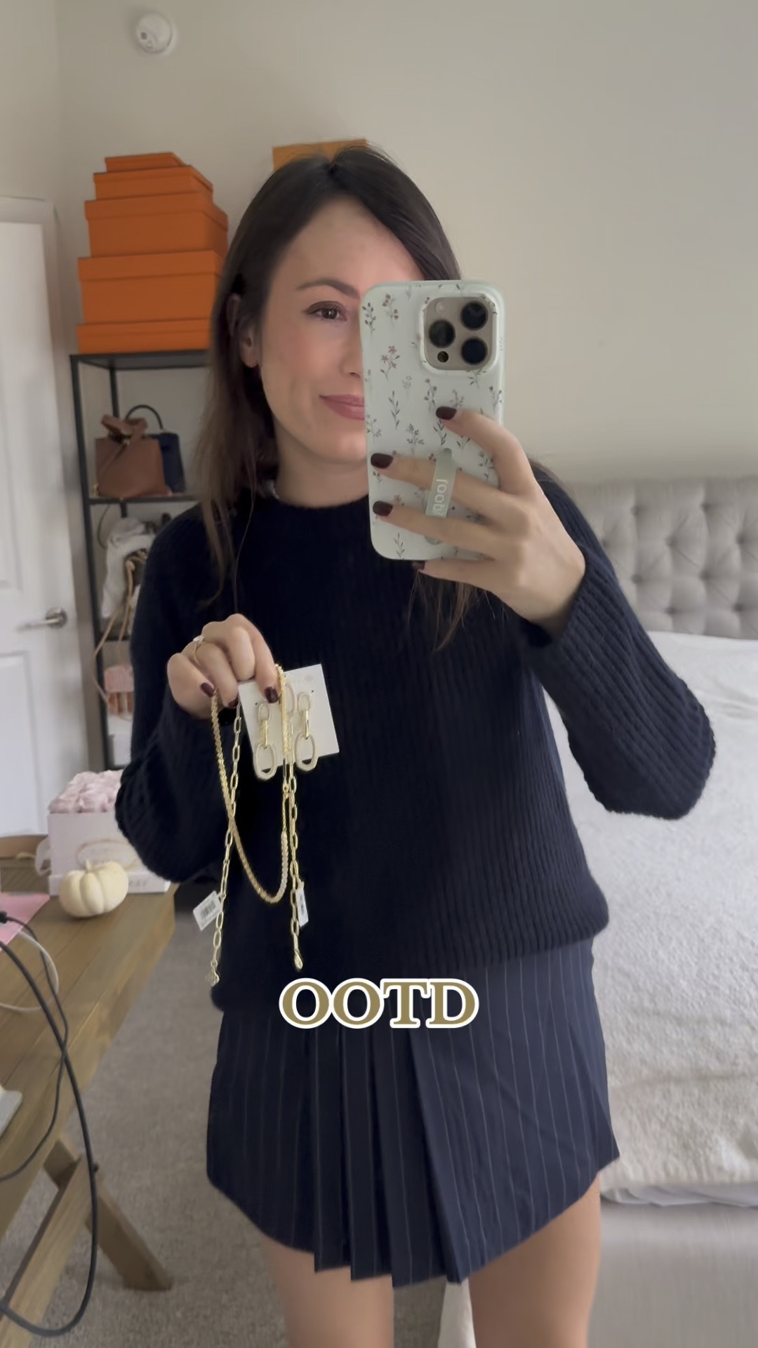 Pinstripe navy skort (4) with navy cashmere sweater (xs) and Kendra Scott jewelry 



#LTKHoliday #LTKSeasonal #LTKFindsUnder100