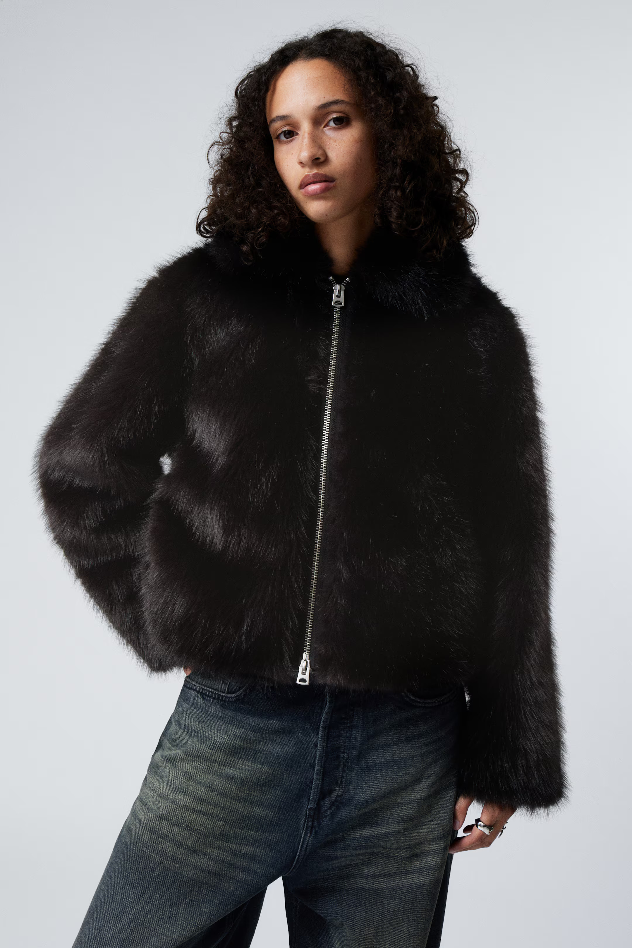 Yara Oversized Faux Fur Jacket - Dark Brown - Ladies | H&M GB | H&M (UK, MY, IN, SG, PH, TW, HK)