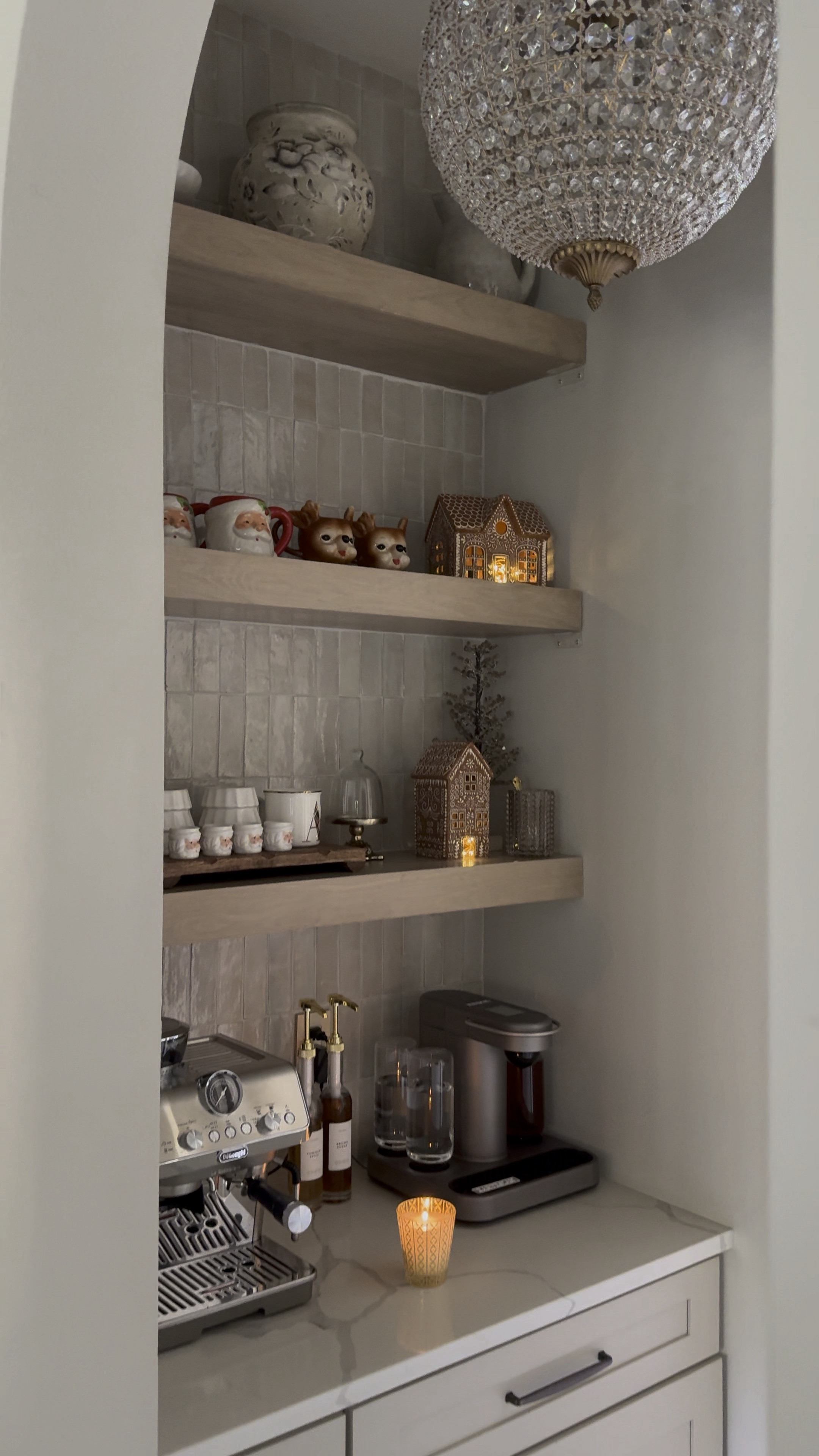 First time having our DIY coffee bar decked out for Christmas. We did this project at the beginning of 2023 and it’s still one of my favorite projects to date!

floating shelf, ultra shelf, gingerbread house, Christmas mugs, Santa mug, delonghi coffee maker

#LTKhome #LTKVideo #LTKHoliday