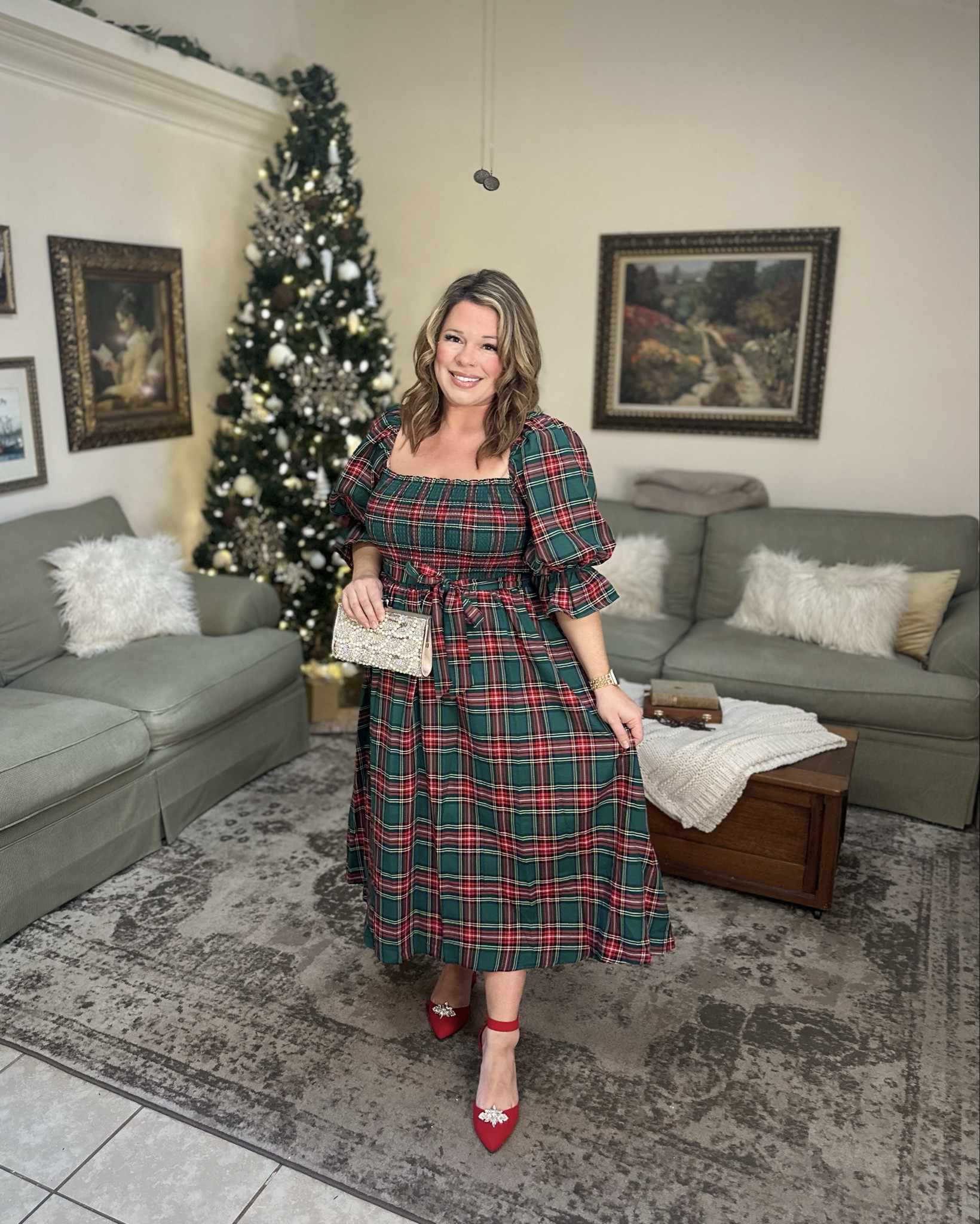 My absolute favorite Christmas dresss Valentines dress

#LTKHoliday #LTKGiftGuide #LTKSeasonal
