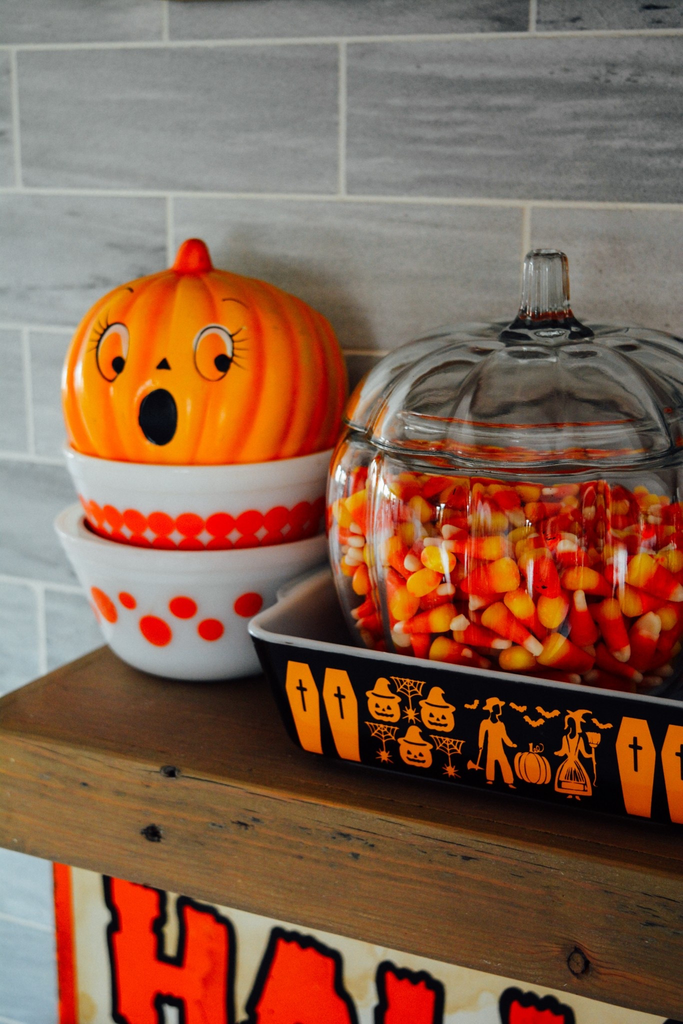 So many great Halloween decals to choose from! 💀👻🎃

#LTKHalloween #LTKHome #LTKSeasonal