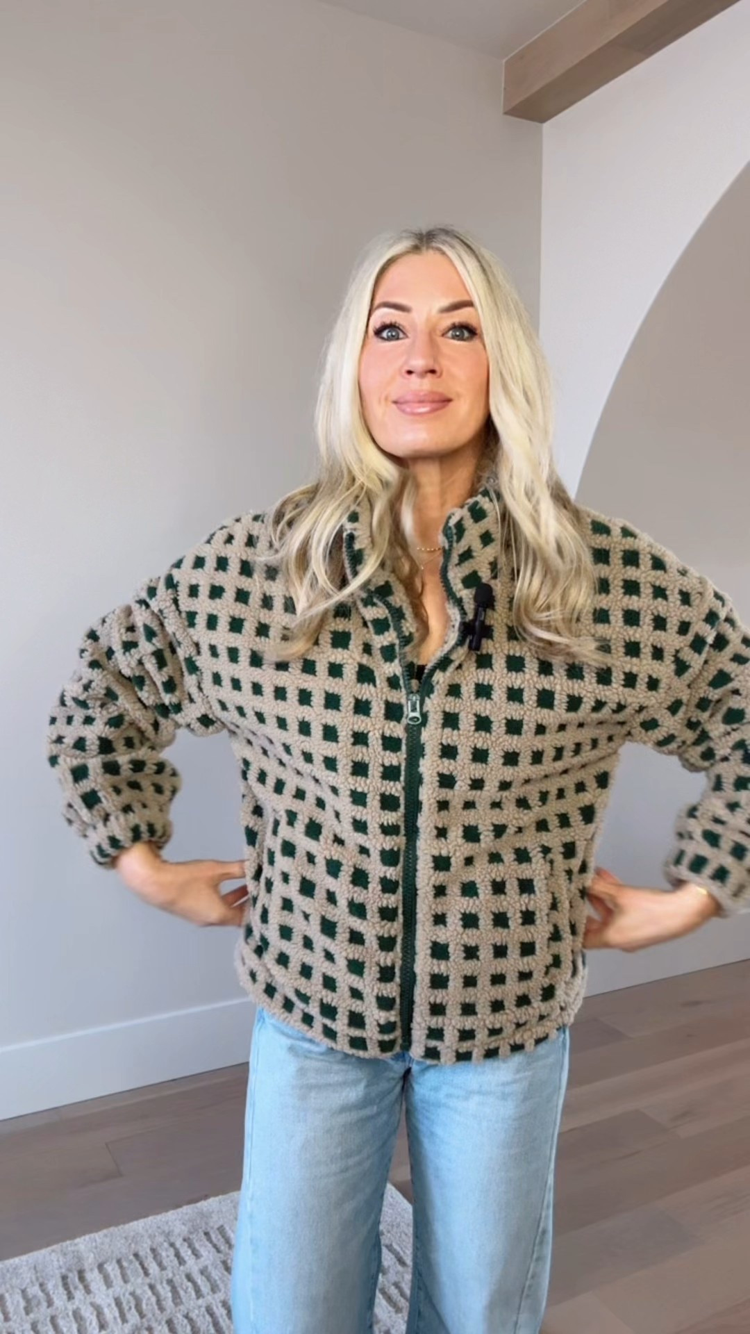 Amazon fleece jacket 
Mother denim 
Mom life 


#LTKmomlife #LTKOver40 #LTKgrwm