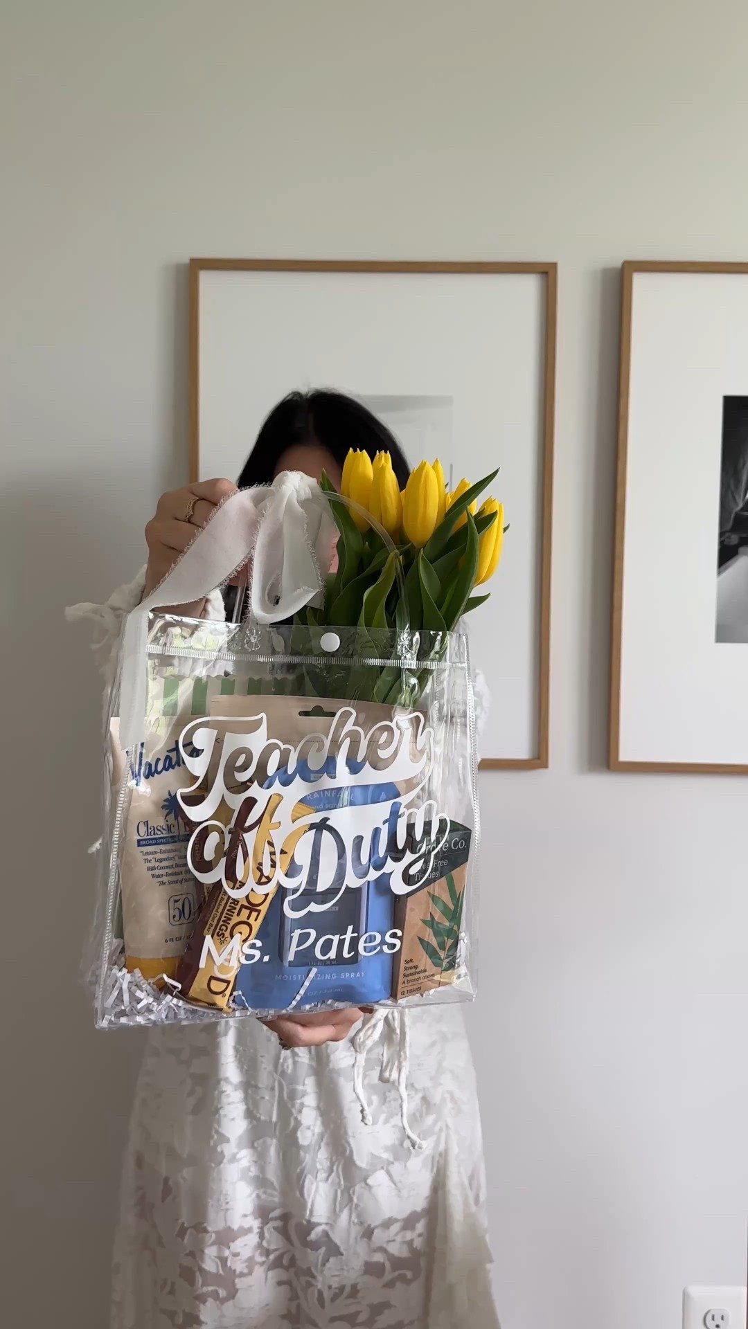 End of the year teacher gift idea using my Cricut! 💛