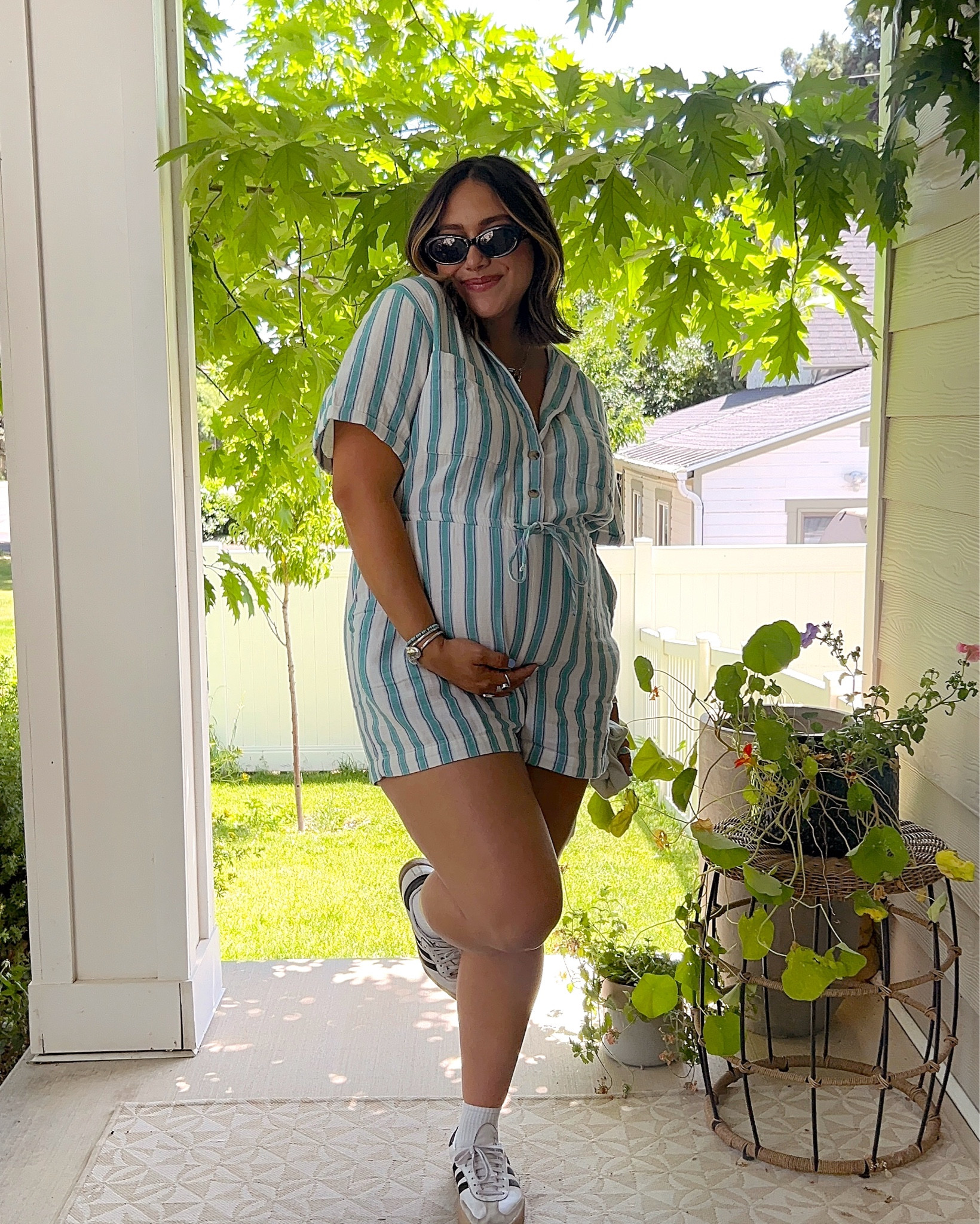 this cutie romper from old navy was perfect for my summer baby shower!! wearing a size XL i’m 5’6 currently 220 lbs!