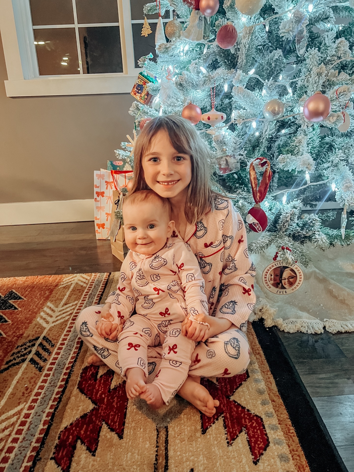 T’was the night before Christmas 🎄🎁🥹