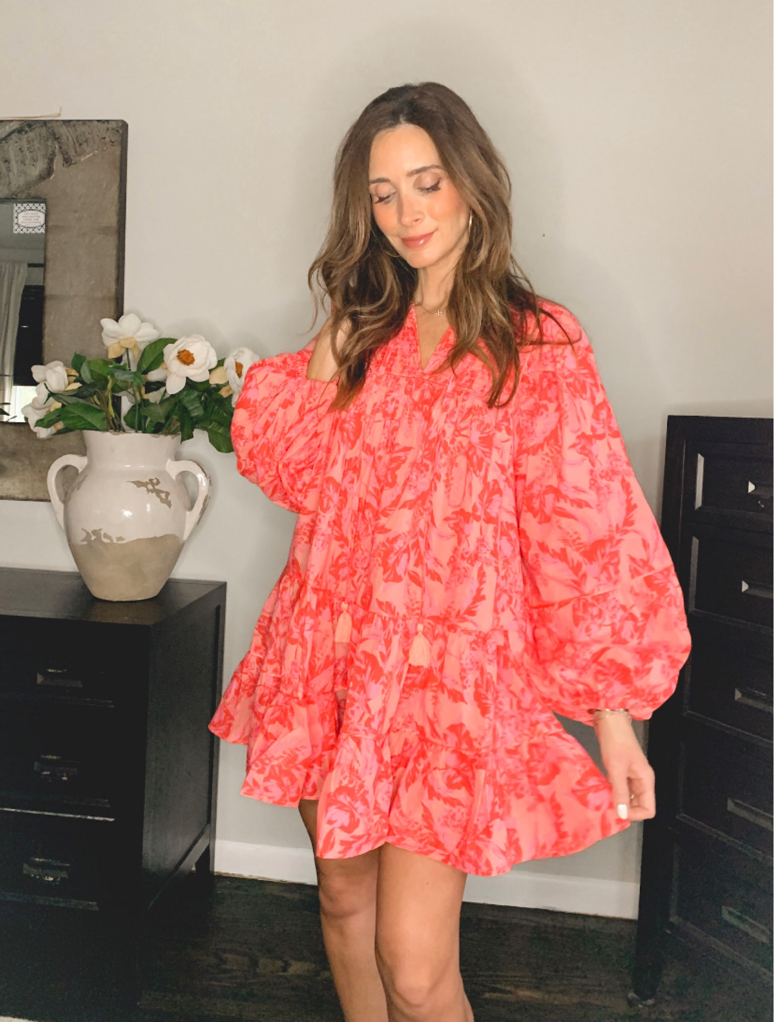 How it’s is this floral dress?
I’m wearing a small. I’m 5’7” and wearing a small. It’s a shorter dress so size up if you’re tall and need the length
Light and flowy fit. I love it!

Social threads, min dress, tunic dress, vacation outfit, resort wear

#LTKtravel #LTKSeasonal #LTKunder100