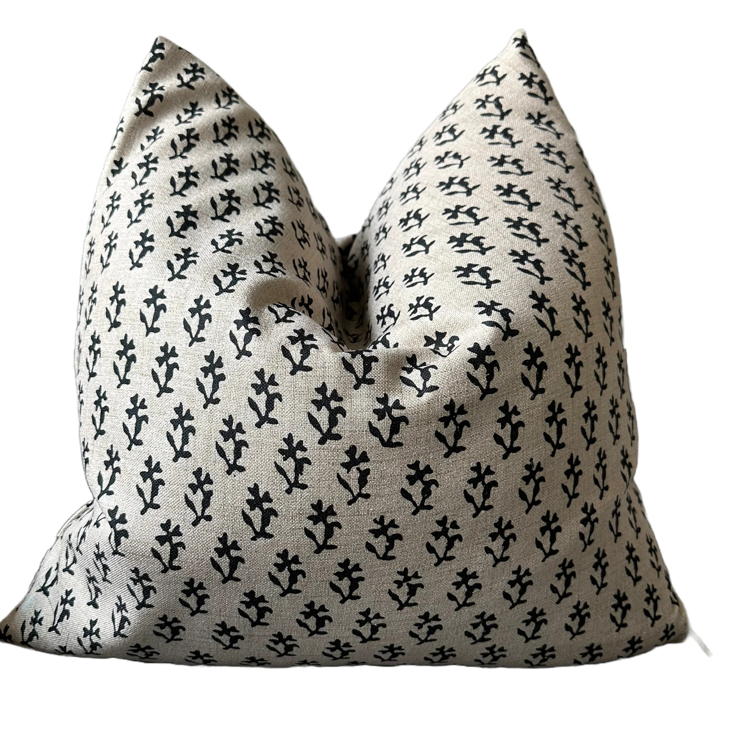 Dahlia Pillow Cover | Rennah