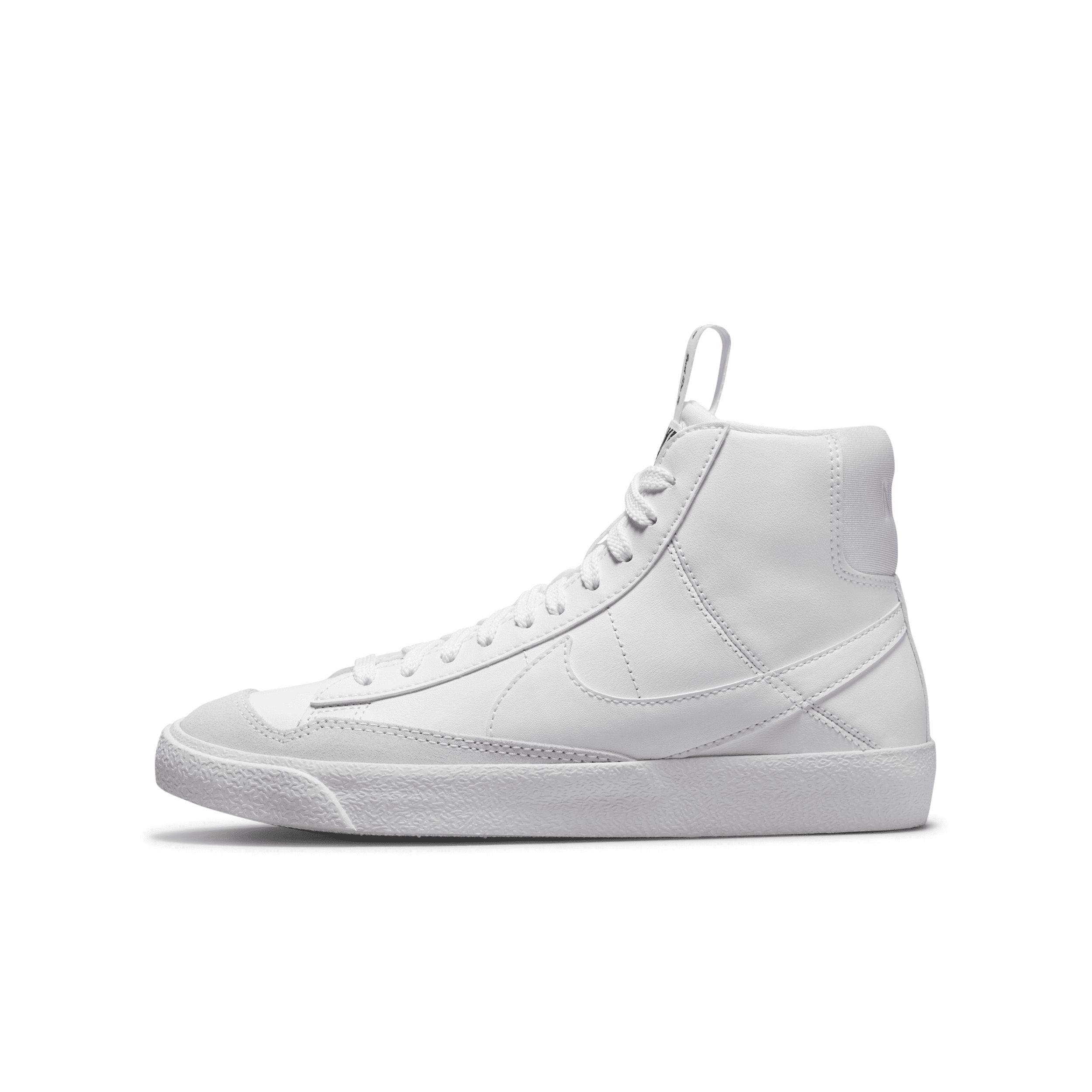 Nike Blazer Mid '77 SE Dance Big Kids' Shoes in White, Size: 3.5Y | DH8640-102 | Nike (US)