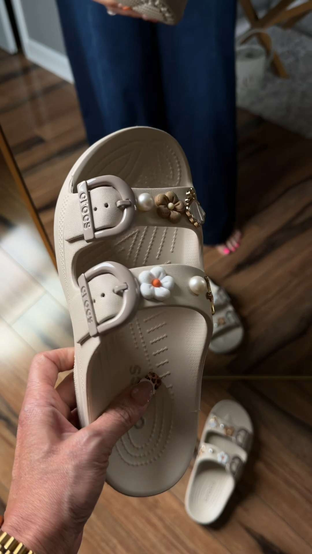 Love how fun the colors are on these
and the buckle is such a cute detail.

#LTKStyle #LTKFootwear #LTKDaily #ColorPop #StyleDetails #OnRepeat #earnscommissions 

 #LTKootd #LTKSeasonal #LTKOver40
