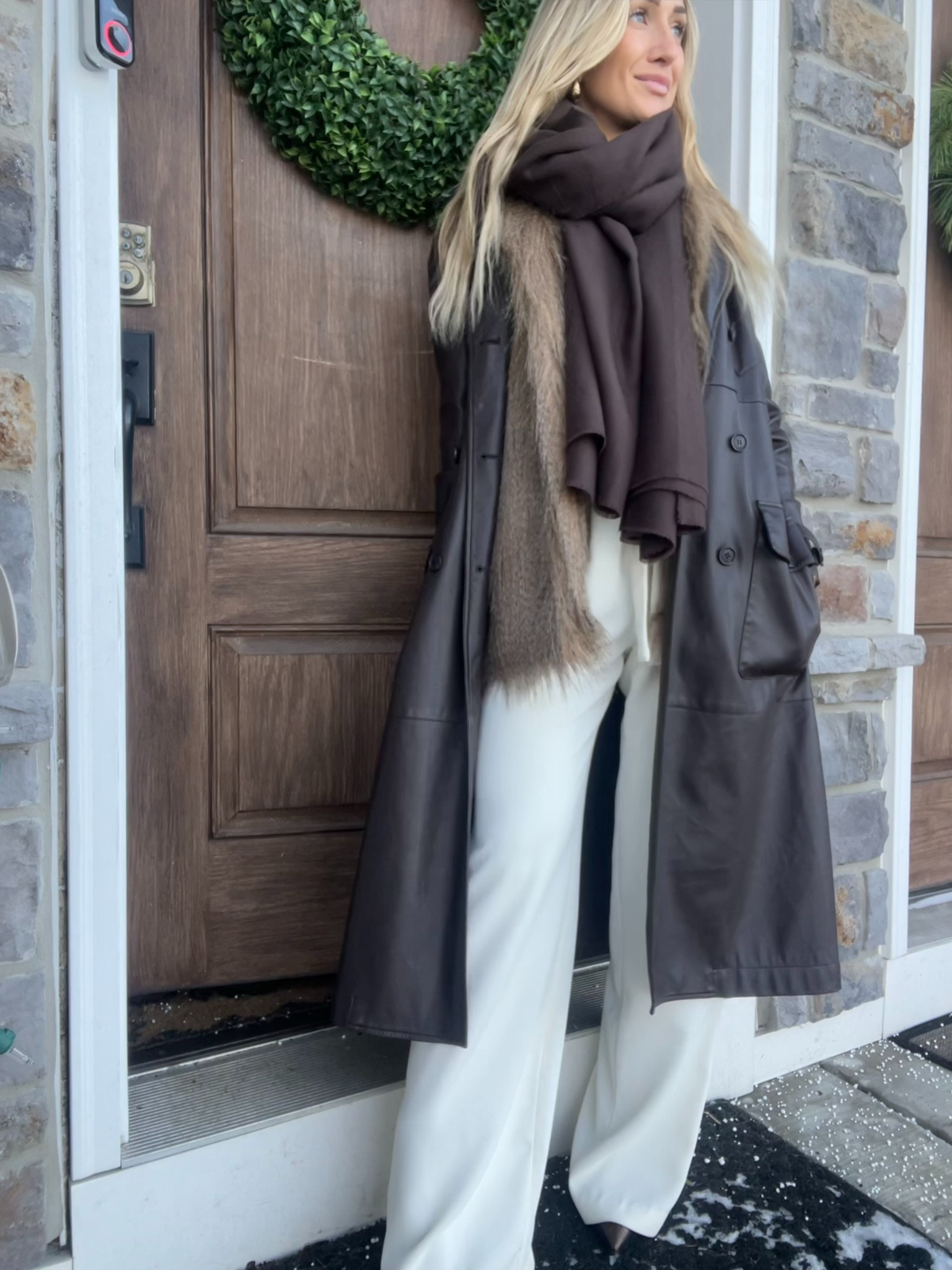 Winter work outfit
Dark brown trench coat
Brown bodysuit
Highwaist white pants
Brown fur vest
Brown boots

#LTKShoeCrush #LTKSeasonal #LTKWorkwear