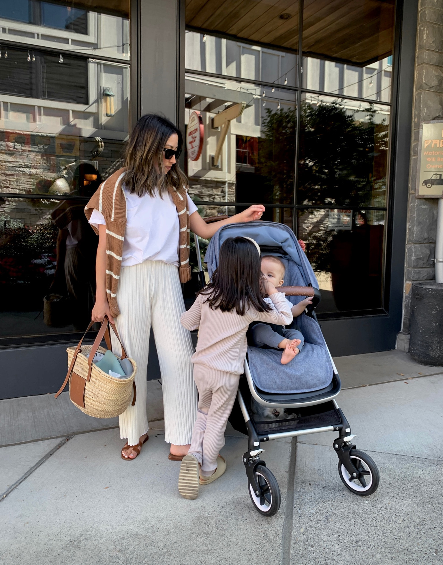 Mom-on-duty outfit. 

Tee - Everlane medium
Sweater - Jenni Kayne xs. But need the xxs
Pants - Simon Miller xs
Sandals - Hermès 35
Tote - Loewe 
Sunglasses - YSL 