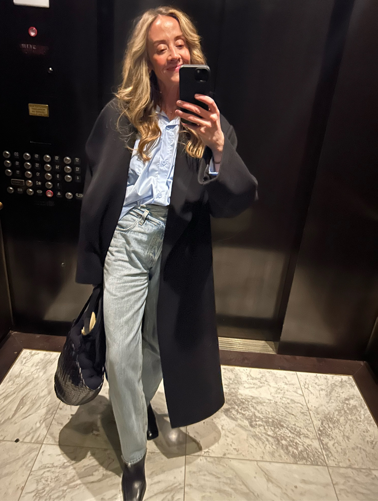Jeans and shirt! 

Agolde jeans, Frankie shop shirt, mango coat 

#LTKuk #LTKstyletip #LTKeurope