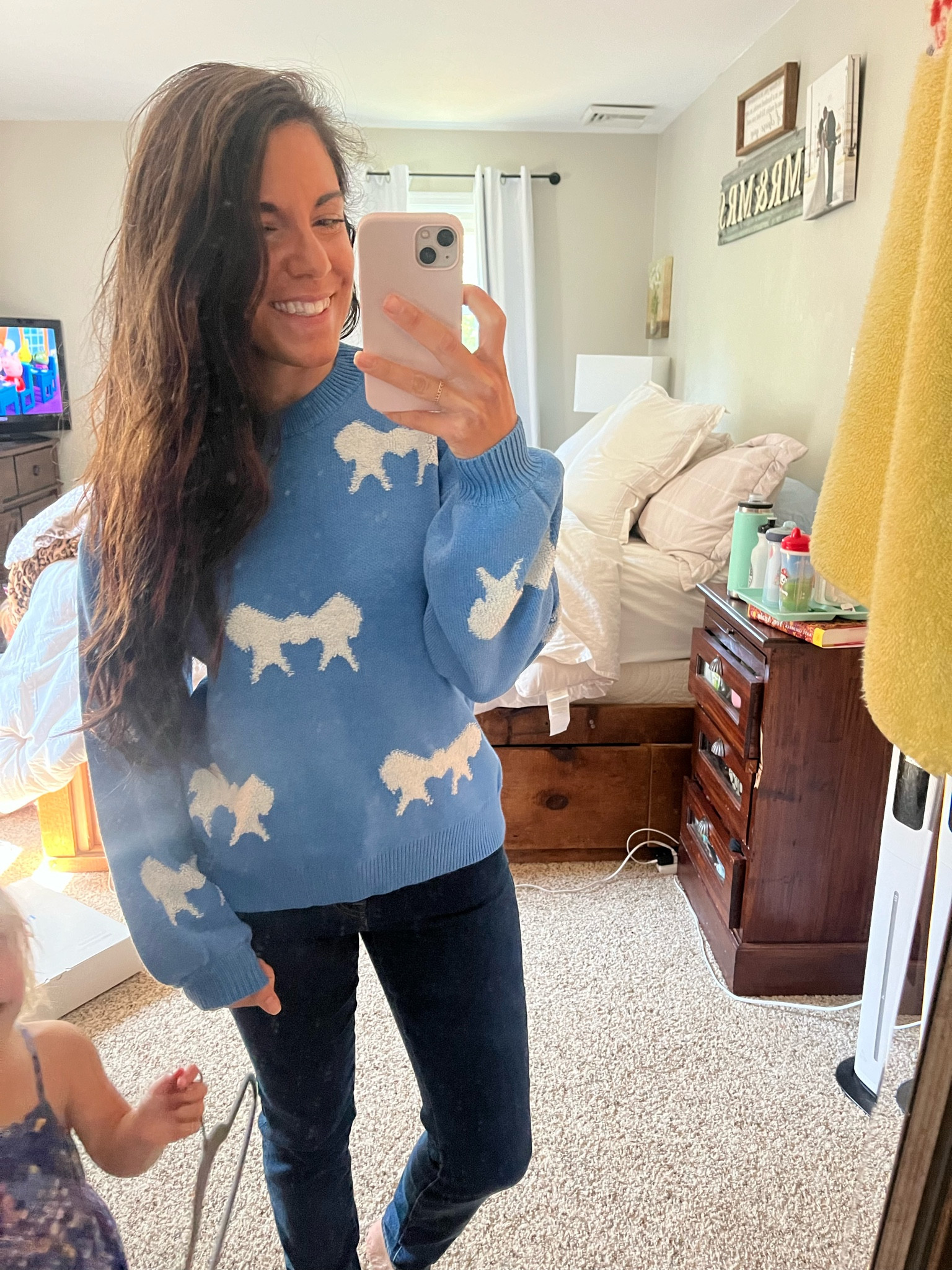 How cute is this sweater for #sweaterweather ?! 

#LTKFallSale #LTKSeasonal #LTKFindsUnder100