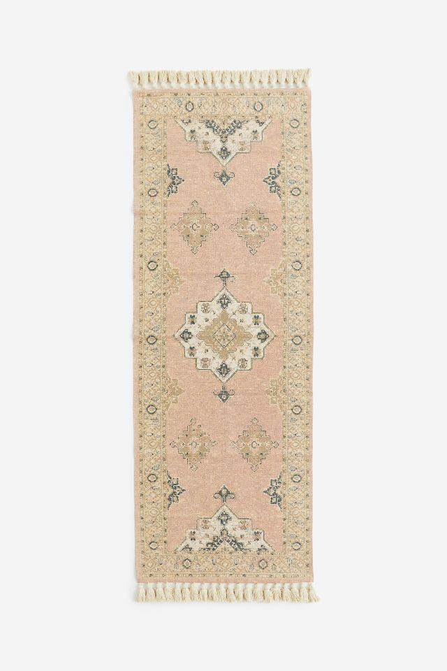 Patterned Rug with Fringe | H&M (US + CA)