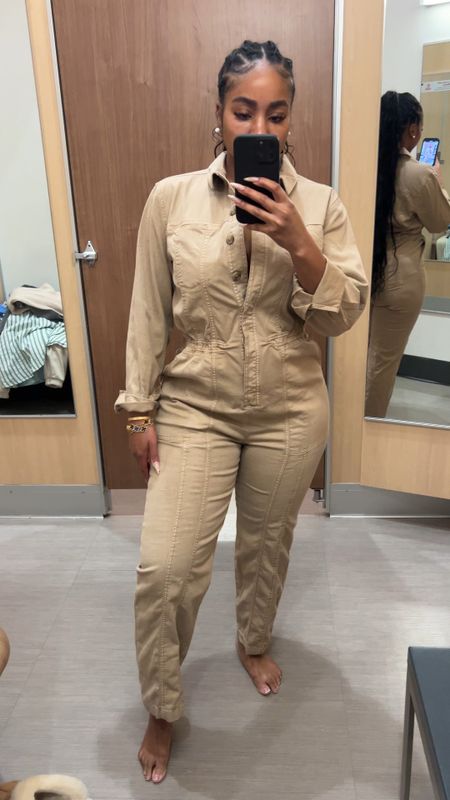 Tried on this jumpsuit I’ve been eyeing and it’s definitely a winner for my spring staples! Pairing her with some mules and clogs! 

#LTKSeasonal #LTKstyletip #LTKfindsunder50