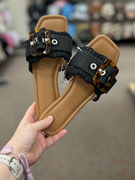 Spring sandals from Target 🖤

#LTKstyletip #LTKshoecrush #LTKSeasonal