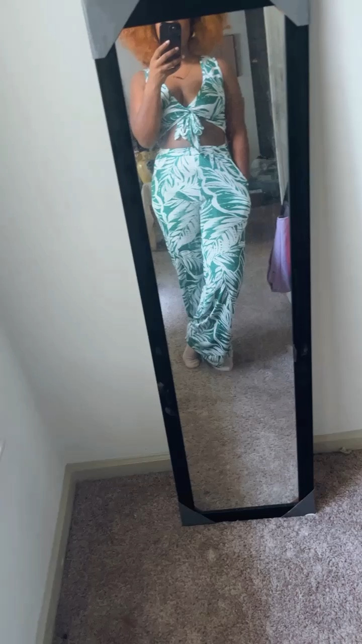 Summer Finds 

#LTKcurves #LTKFind #LTKSeasonal