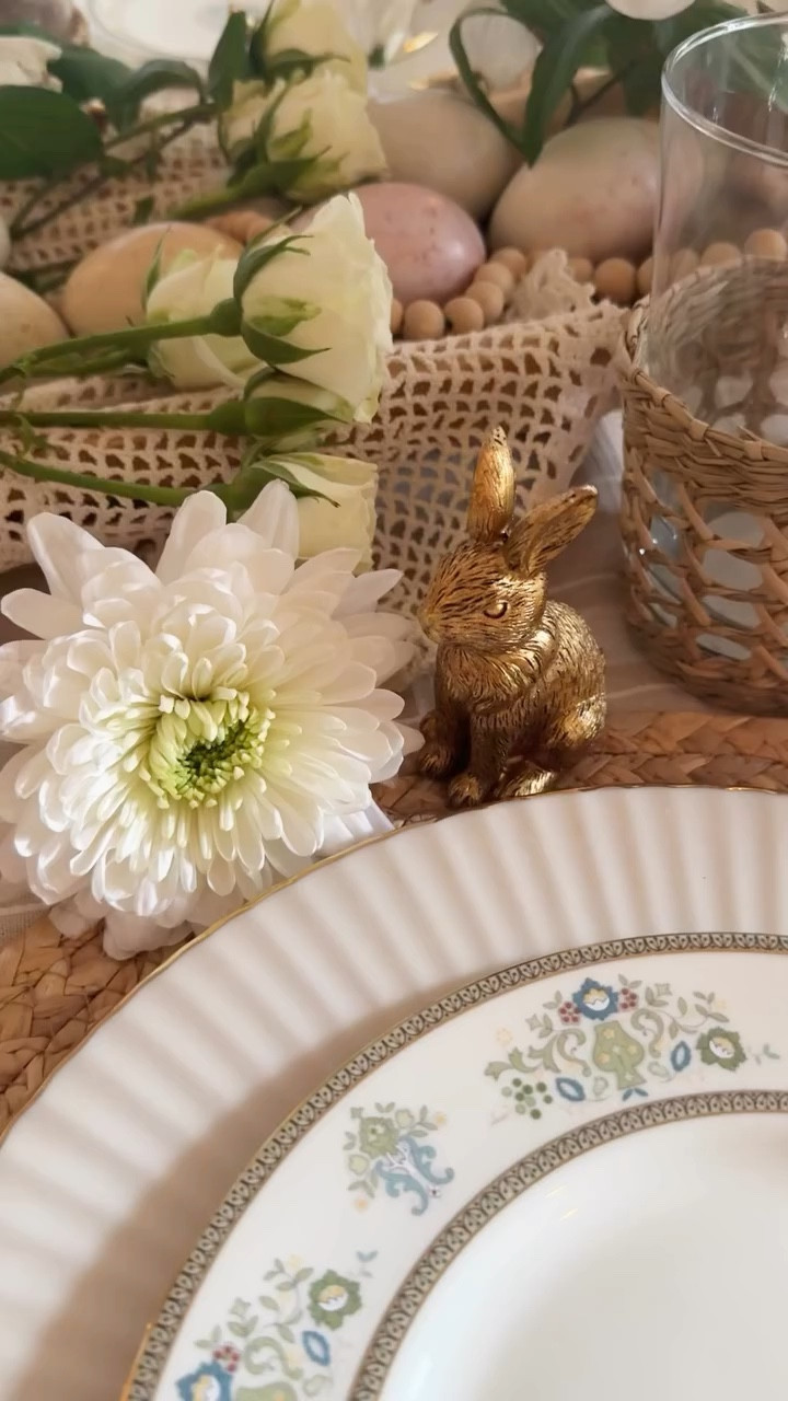 Today is more than a beautiful table- it’s a celebration of hope, renewal, and the joy we have in Jesus.
So thankful for this day together. A beautiful table, meaningful moments, and time with the people I love most.

‘Praise be to the God and Father of our Lord Jesus Christ! In his great mercy he has given us new birth into a living hope through the resurrection of Jesus Christ from the dead’
-1 Peter 1:3

easter brunch table, christian easter, celebrating jesus easter, faith filled home, easter gathering ideas, spring tablescape, neutral table decor, easter hosting, meaningful traditions
#eastermeaning #heisrisen #faithathome #easterbrunch #christianhome gatherandgive eastertable