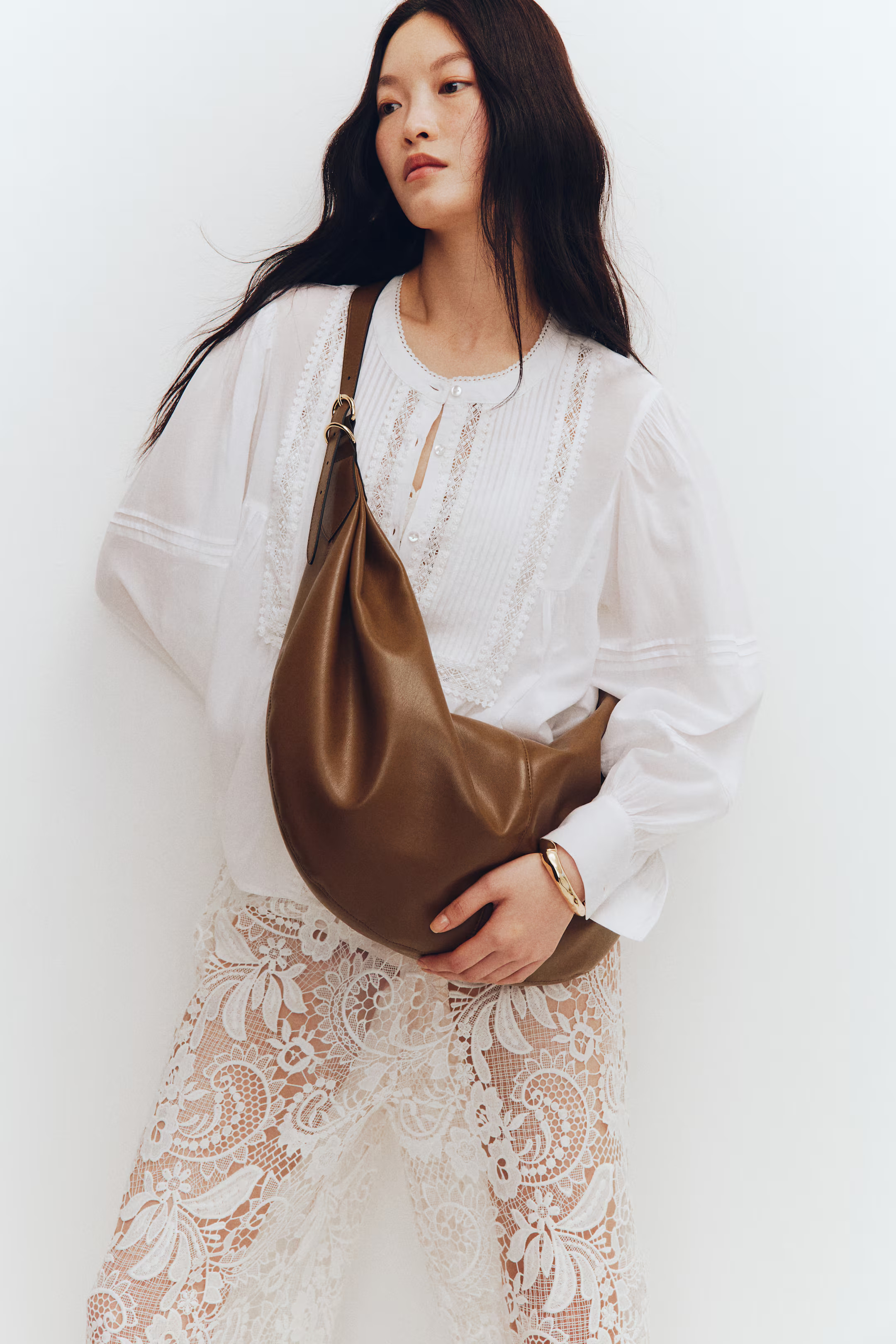 Rounded Shoulder Bag | H&M (US + CA)