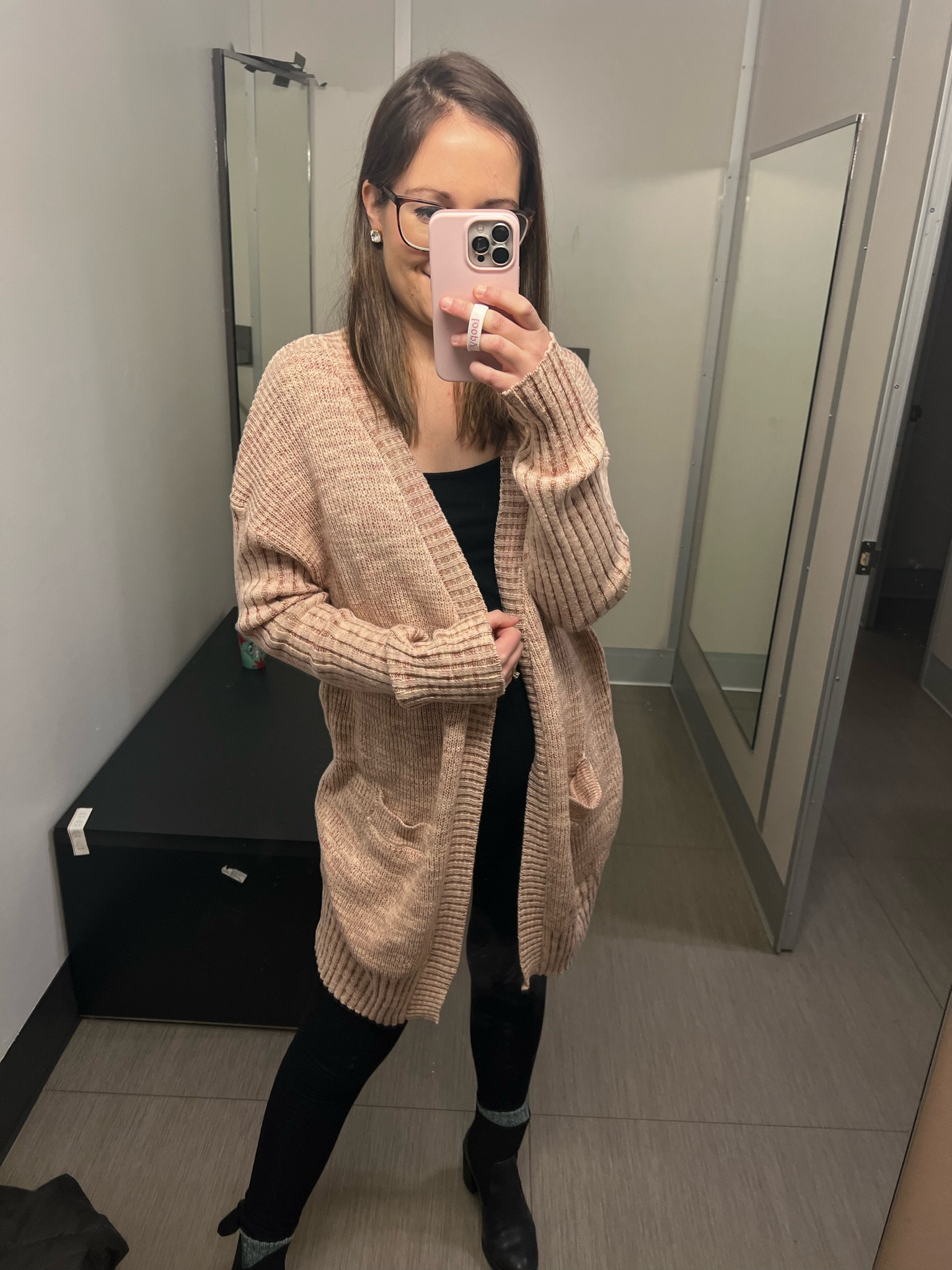 Such a great cardigan to bring into the spring and wear on repeat all year! $38 

Sizing: s


#LTKunder50 #LTKFind #LTKstyletip