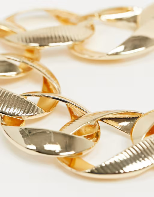 Pieces chunky chain necklace in gold | ASOS (Global)
