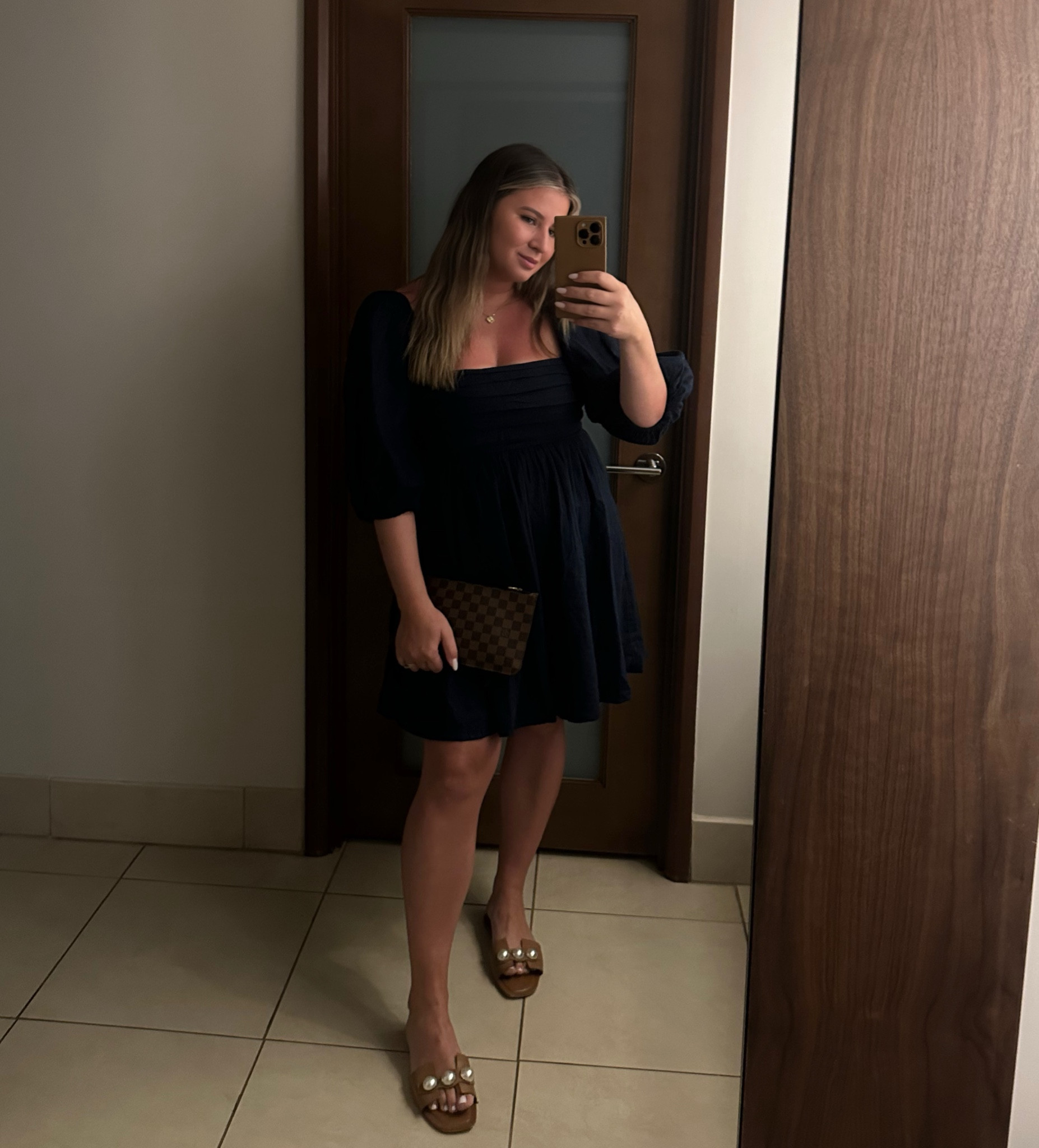 Dinner ready 


#dress #abercrombie #abercrombiedress #dinneroutfit #outdit

#LTKstyletip #LTKbeauty #LTKSeasonal