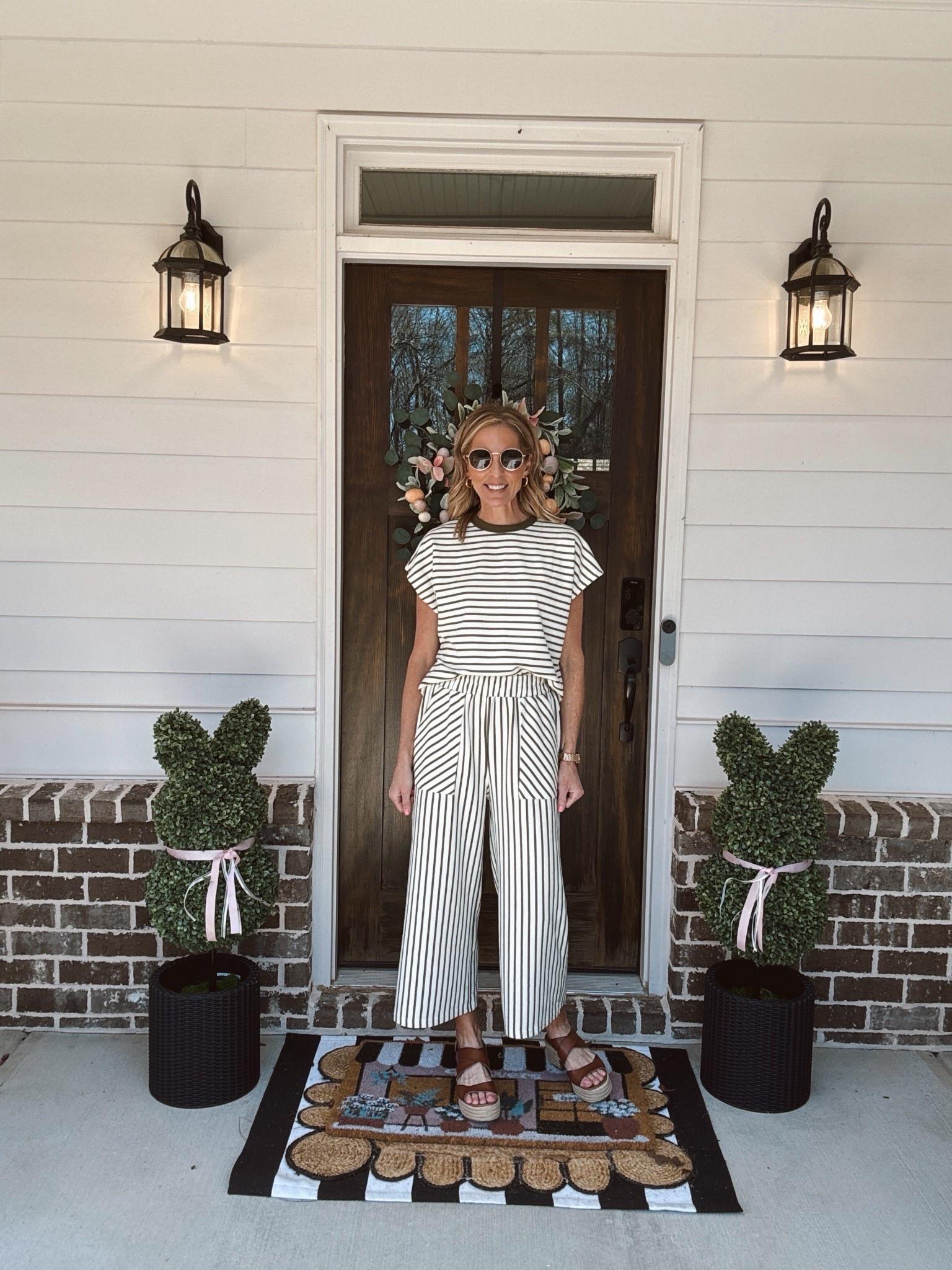 A two piece set that I have literally worn so many times that I bought in another color recently this set is both cozy comfortable perfect for travel or every day life. Wearing a size small looks great with any of your favorite shoes.