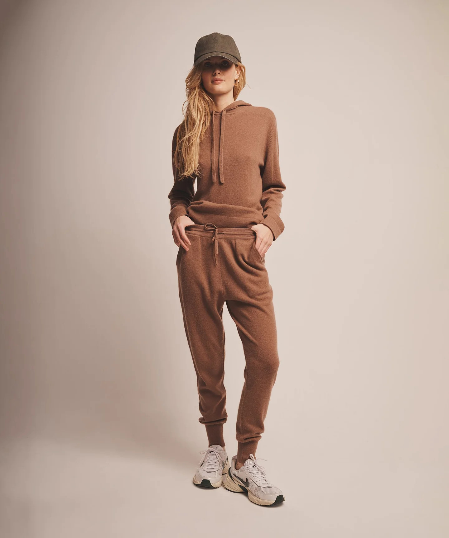 Off-Duty Cashmere Jogger | NAADAM