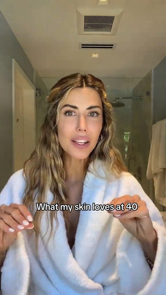 What my skin loves at 40

#LTKselfcare #LTKOver40 #LTKBeauty