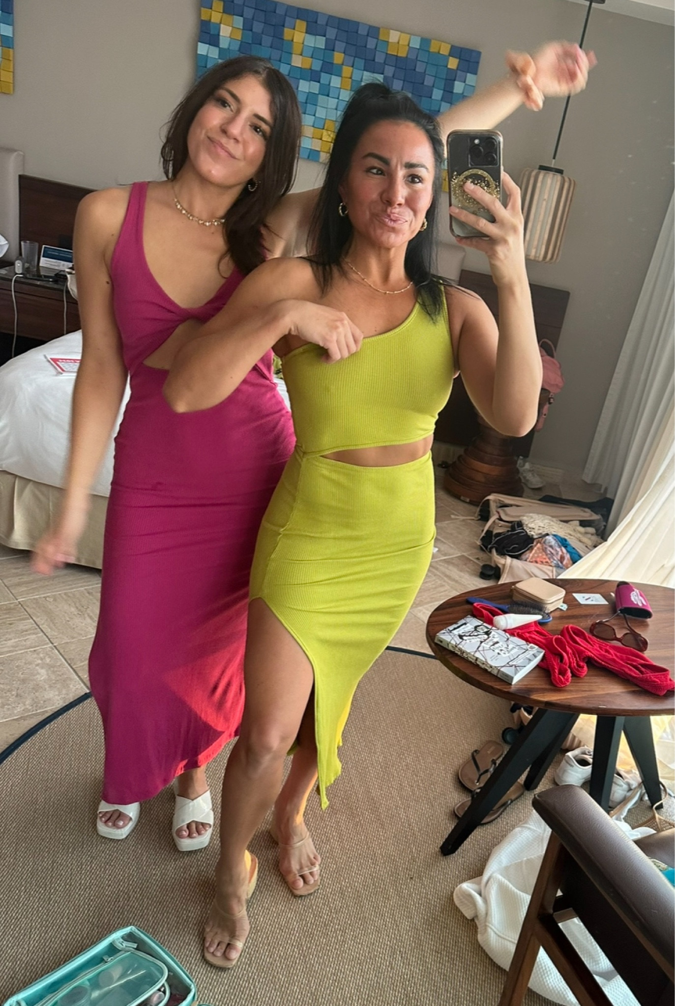 The most comfortable and flattering dress for your next vacation! This is so comfy and made me feel my best. Green is sold out but I also purchased in black! 

Summer Outfits
Vacation Outfits
Summer Dresses 

#LTKtravel #LTKSeasonal #LTKswim