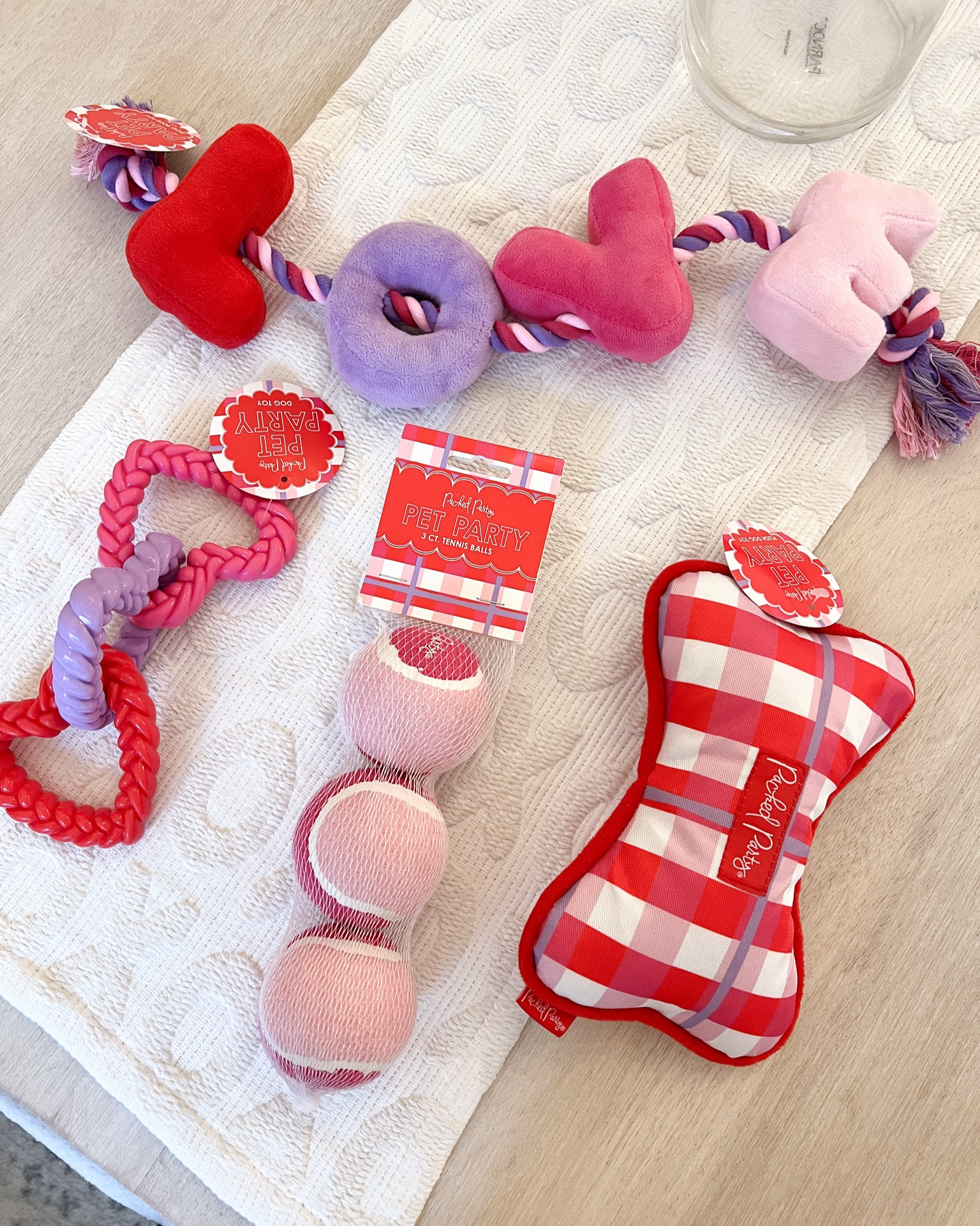 Packed Party just launched the cutest Valentine’s Day dog toys at Walmart! ❤️💕🐾

Tennis balls, rope toys, chain toys, dog bone, new puppy, vday, gifts for the pets

#LTKfindsunder50 #LTKSeasonal #LTKGiftGuide