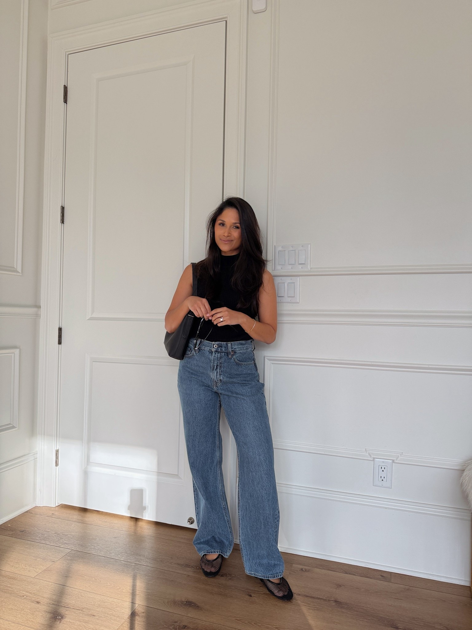 Achieve Carolyn Bessette-Kennedy’s effortlessly chic style with wardrobe staples! Wearing sz petite 26 in the jeans so I can wear with flats!

#abercrombie #closetstaples #amazonfashion #basics #giginewyork #handbag #90sfashion


#LTKPetite #LTKootd