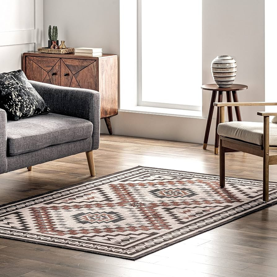 nuLOOM Leighton Machine Washable Southwestern Medallion Area Rug, 6' x 9', Beige | Amazon (US)