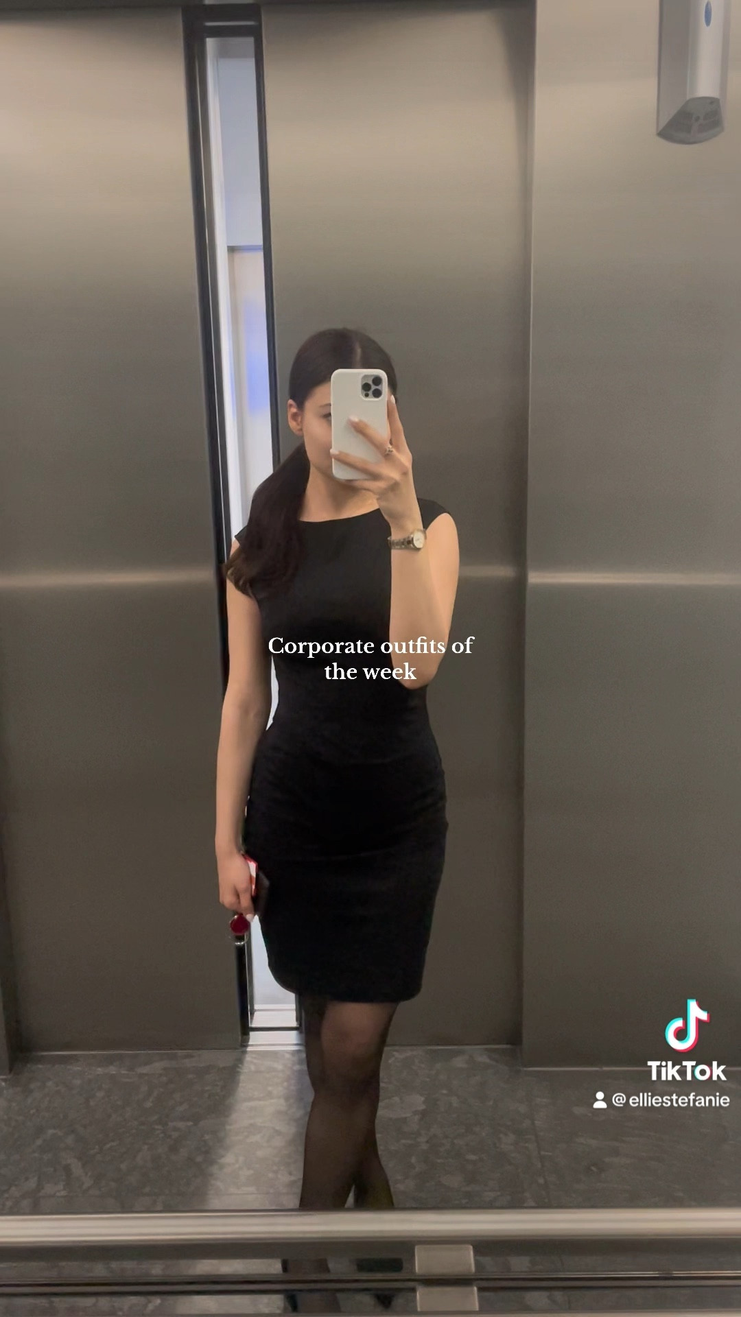 Corporate outfits of the week

#LTKbeauty #LTKworkwear