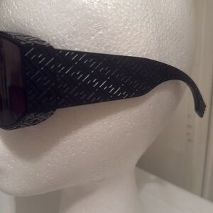 Fendi Black Sunglasses | Poshmark