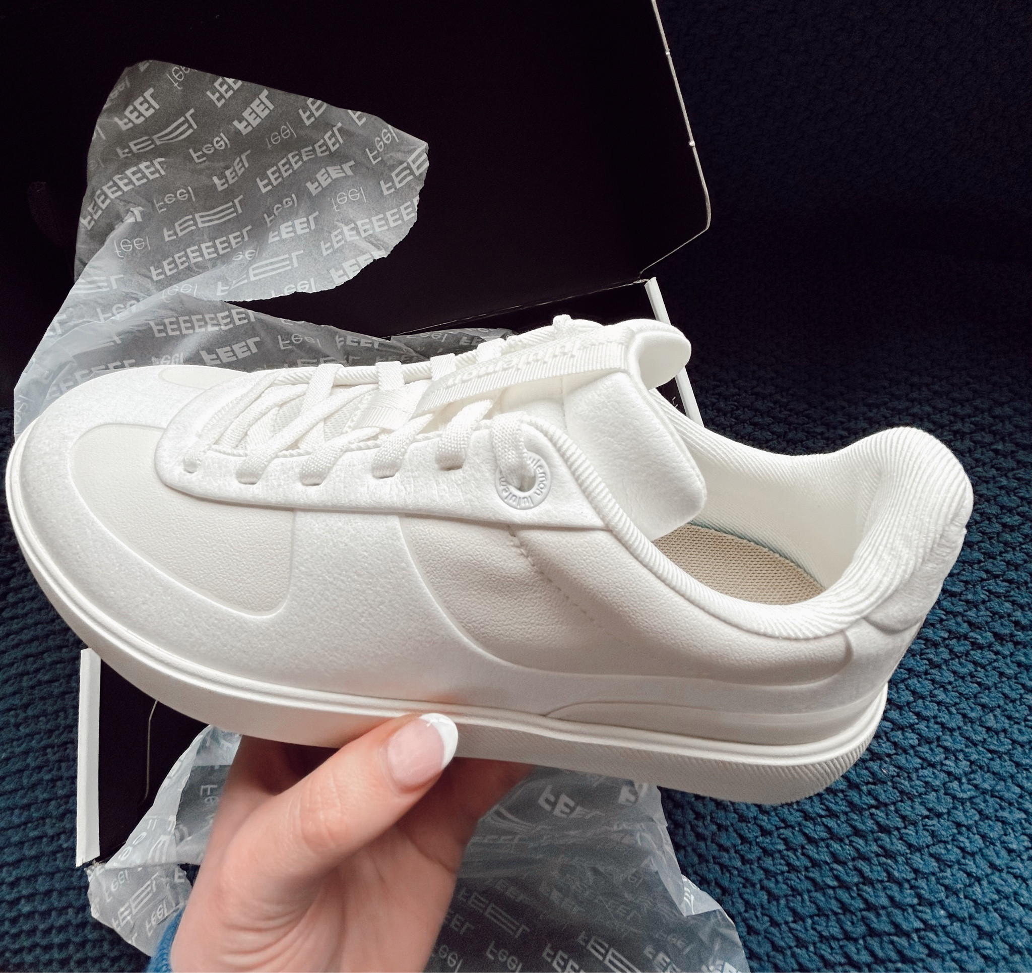 Lululemon Cityverse sneakers! 🤍

#LTKshoecrush #LTKstyletip #LTKworkwear