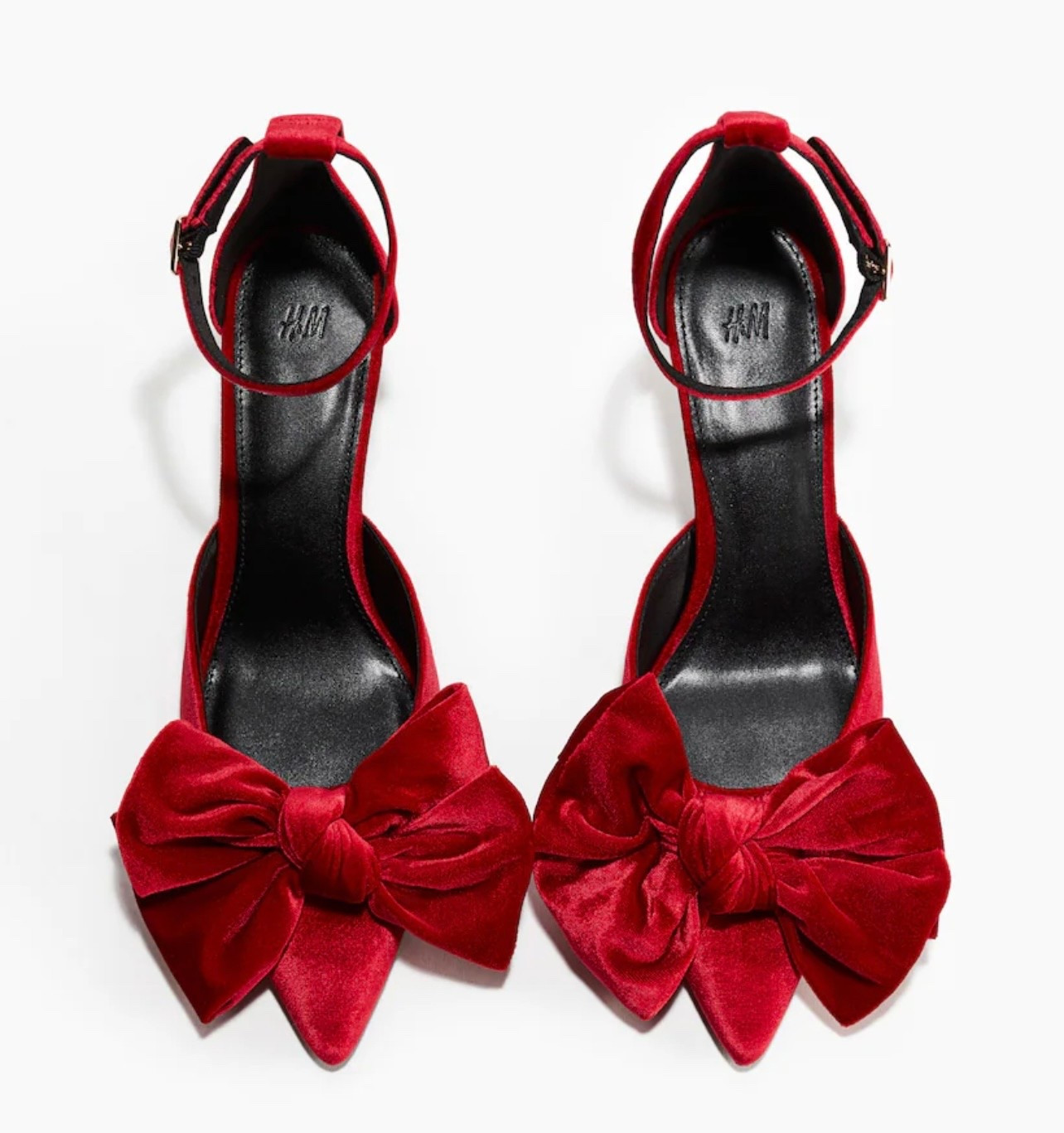 This gorgeous heels will be sold out soon 🙈🙈🌟 get yours now💕

#LTKwinter #LTKuk #LTKautumn