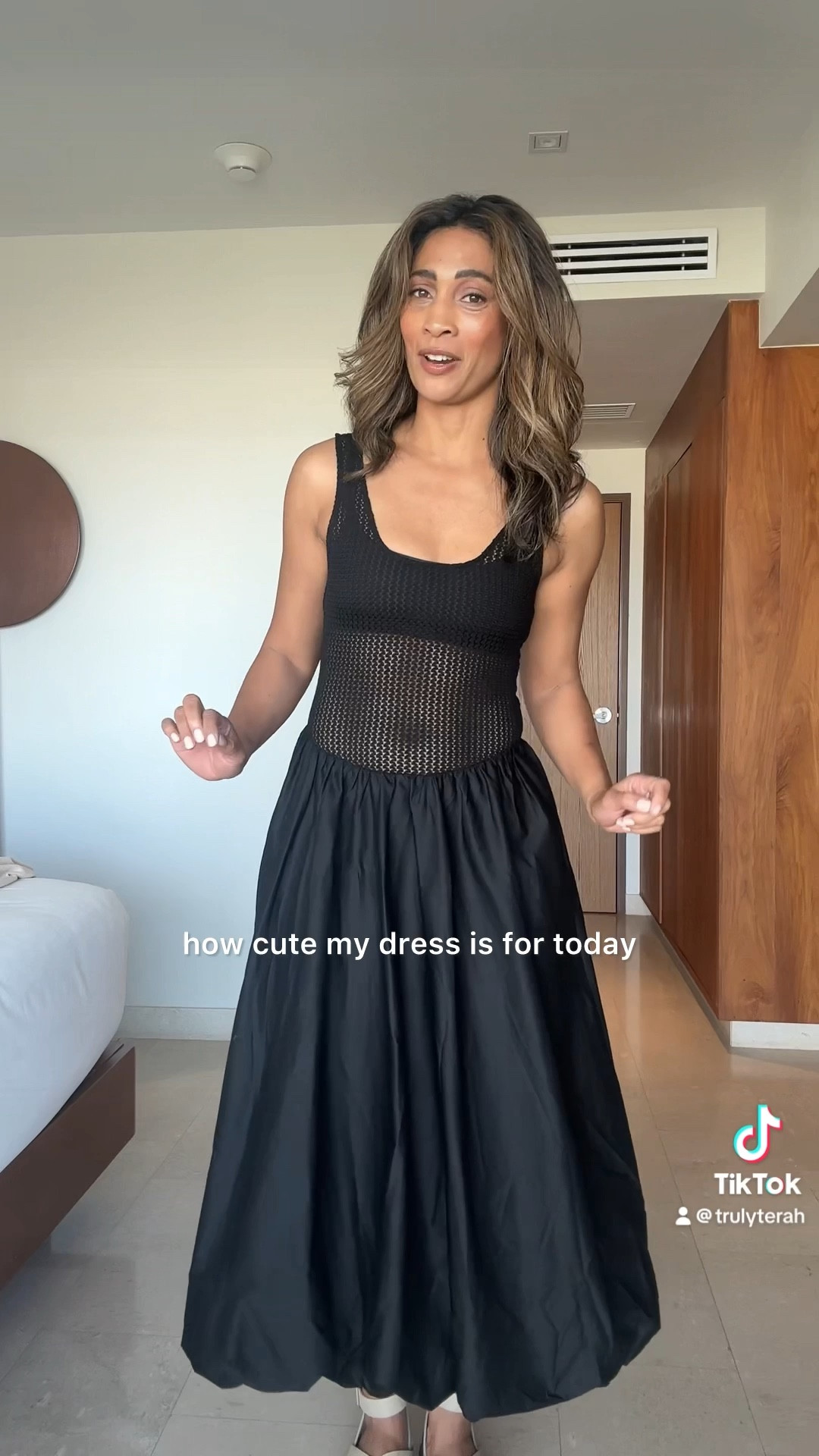 SUMMER DRESS//perfect for travel and fits true to size.



#LTKover40 #LTKfindsunder100 #LTKVideo