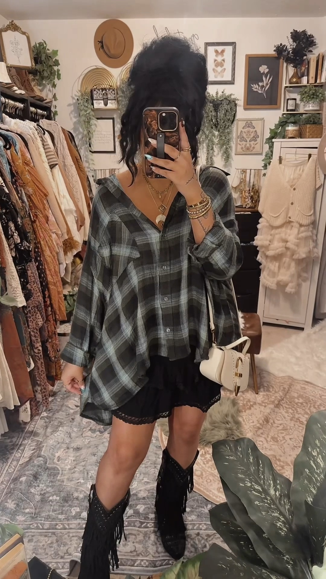 Todays look ✨
Jewelry not linked is my shop- Bohemia
Boots were thrifted!
3x in top
Bag is from TjMaxx

#LTKFindsUnder100 #LTKStyleTip #LTKFindsUnder50