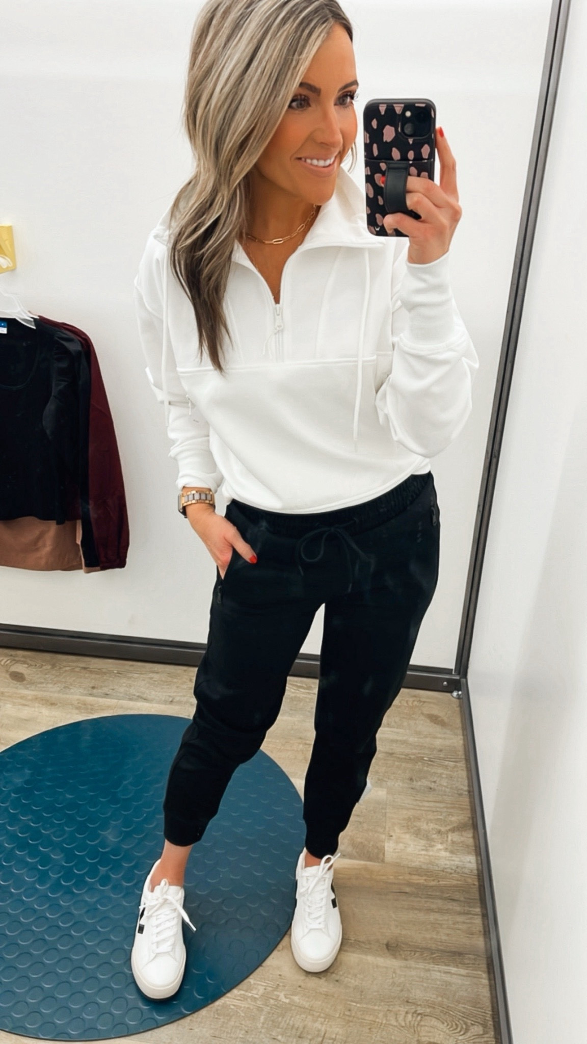 I love these joggers from old navy! Such a cute and comfy athleisure outfit 


#LTKSaleAlert #LTKStyleTip #LTKFindsUnder50