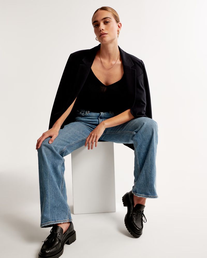 Women's High Rise 90s Relaxed Jean | Women's Clearance | Abercrombie.com | Abercrombie & Fitch (US)