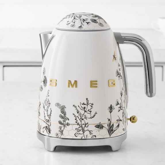 SMEG Honeycomb Electric Kettle | Williams-Sonoma