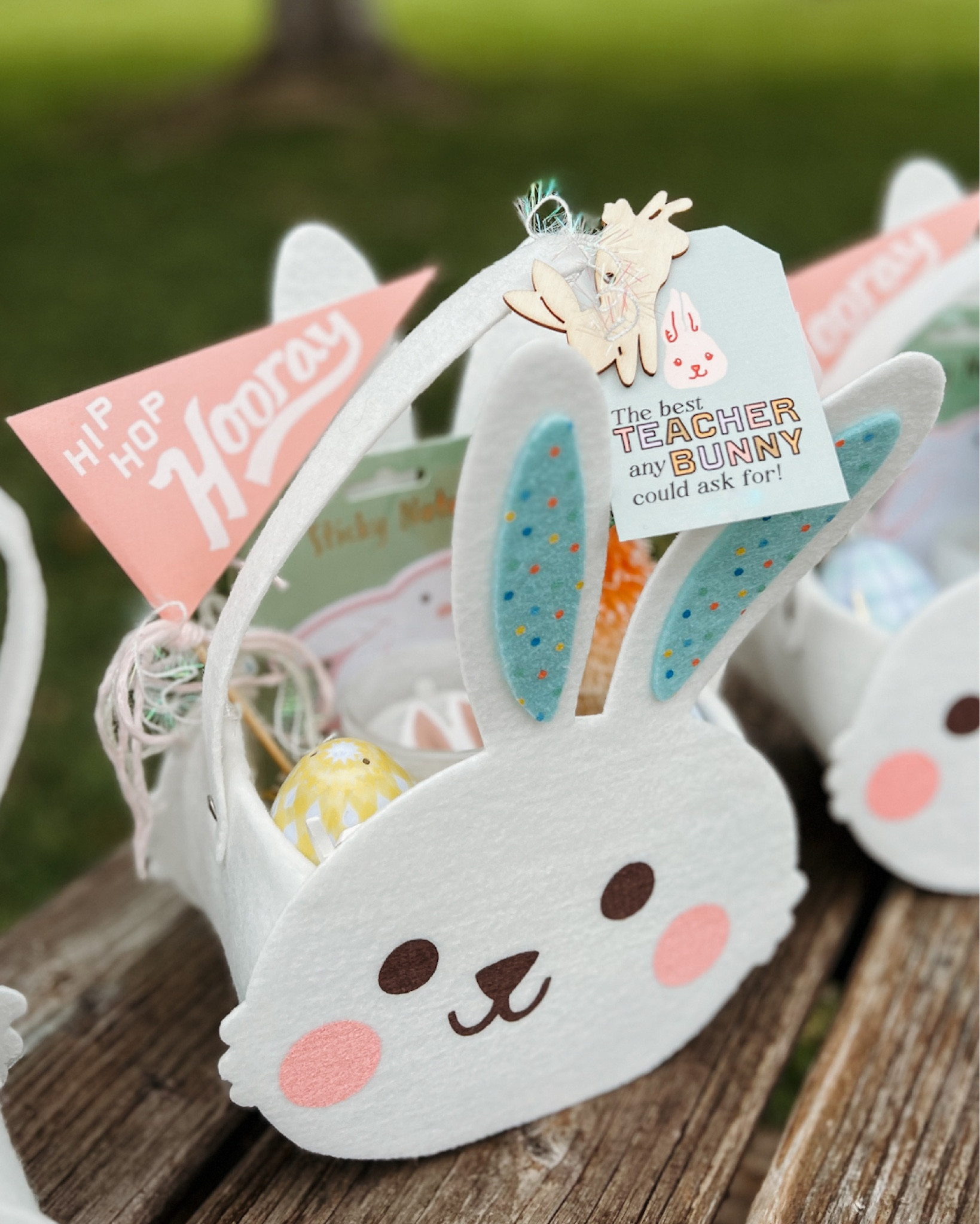 Easter Basket Teacher Gift Idea🐰✨

Pendant flags and gift tags: Threadmama_story

Teacher gift
Easter gift
Easter
Easter basket
Kids Easter baskets

#LTKGiftGuide #LTKfamily #LTKkids