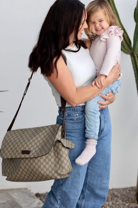 A casual outfit for every day running around as a mum. 

#LTKaustralia #LTKfamily