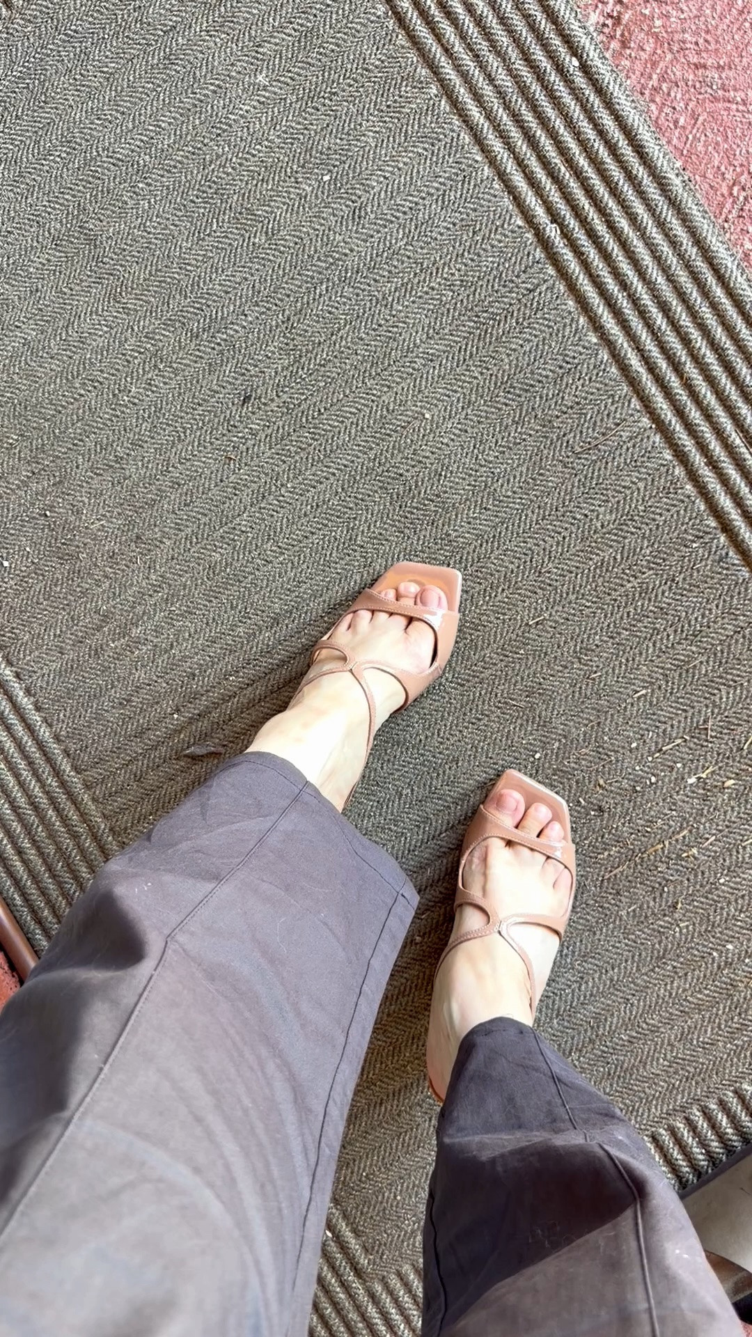 🚨 MUST-HAVE NEUTRAL FIND 🚨 I am completely obsessed with the strap detailing and square-toe shape on these sandals! They instantly elevate a simple trouser outfit but look just as good with a casual summer dress. True to size and incredibly walkable!

#LTKdayinmylife #LTKgrwm #LTKootd