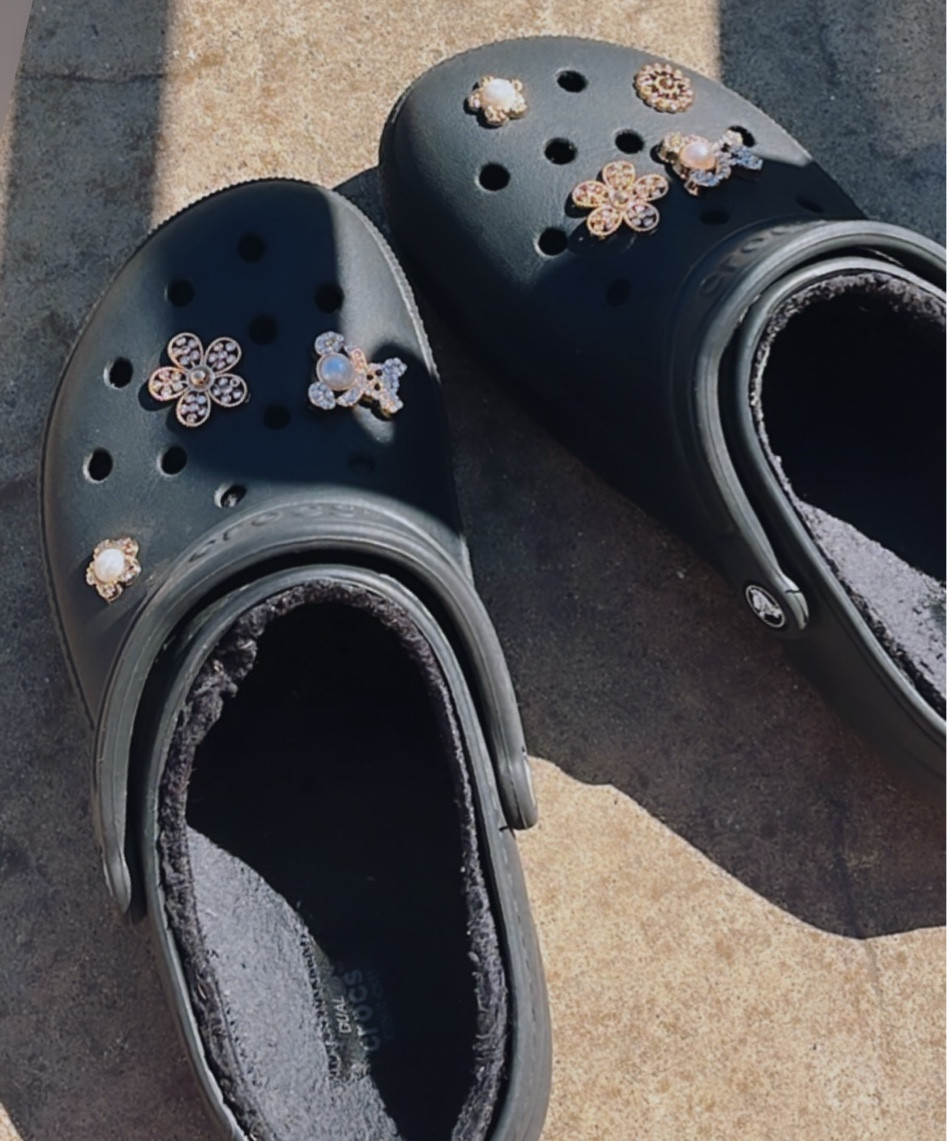 Fur lined crocs and croc charms ✨

#LTKFindsUnder100 #LTKShoeCrush #LTKFindsUnder50