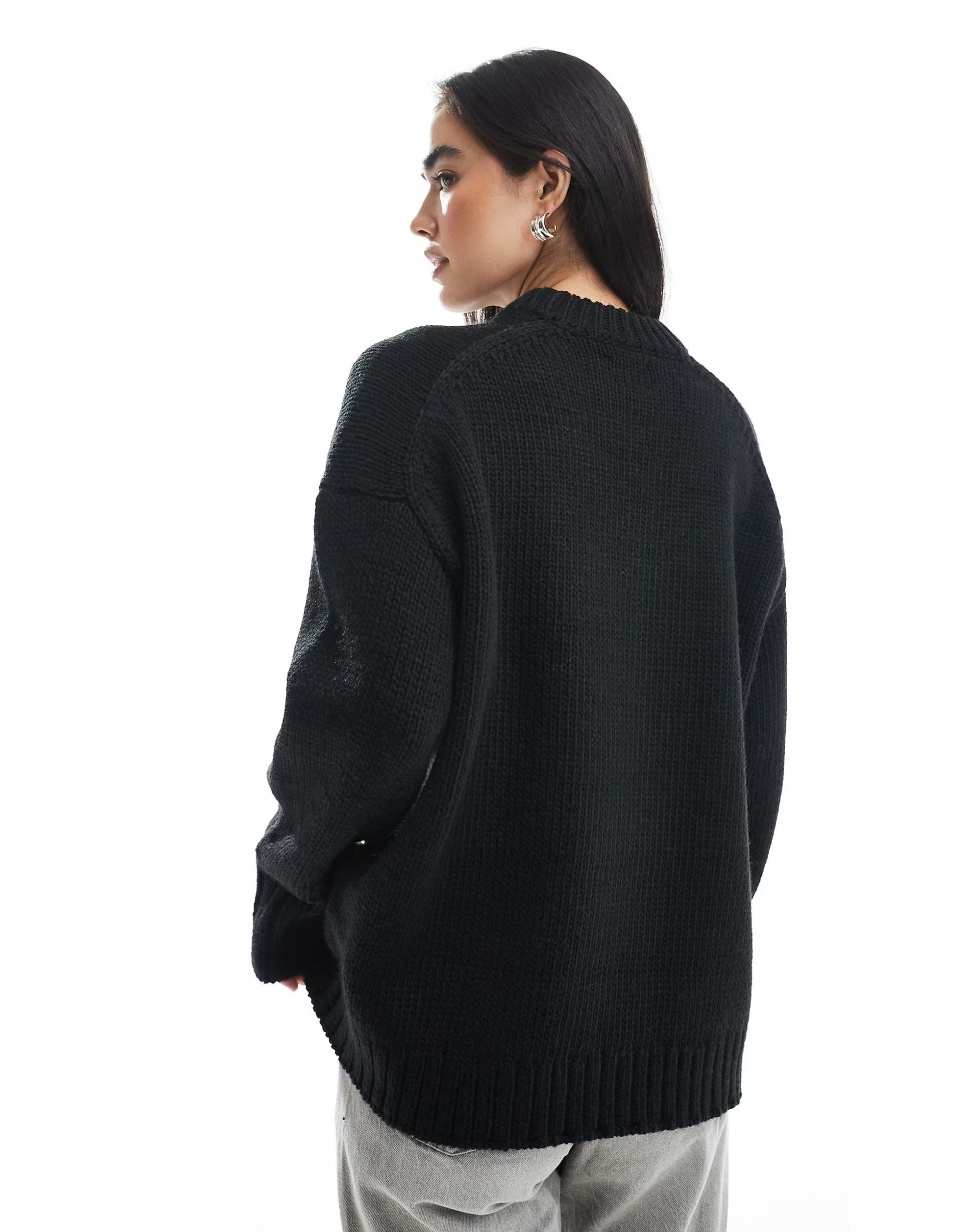 ASOS DESIGN super oversized chunky crew neck jumper with curved hem in black | ASOS (Global)
