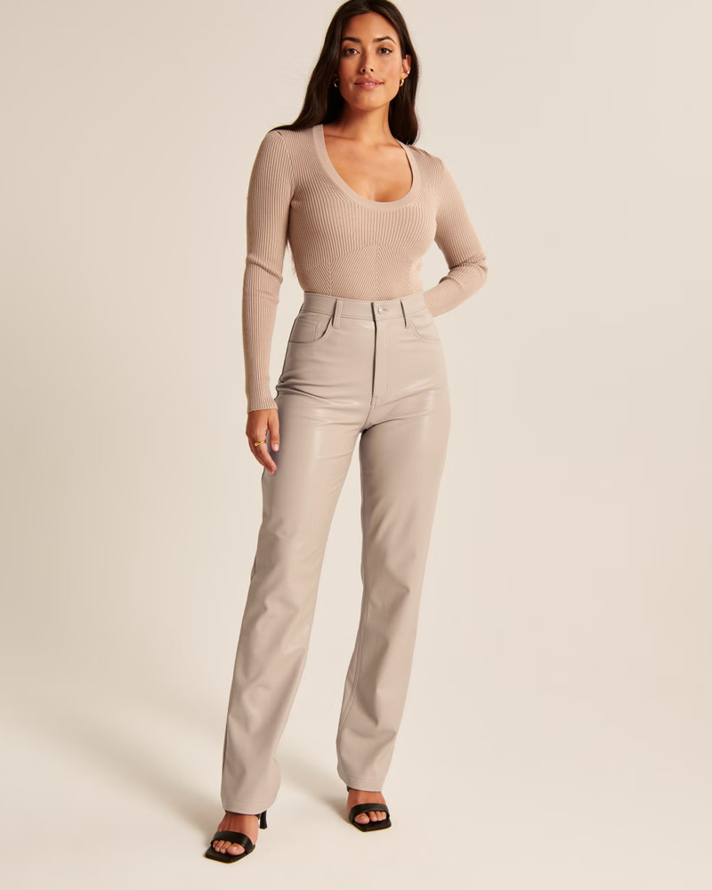 Curve Love Vegan Leather 90s Straight Pant | Abercrombie & Fitch (US)
