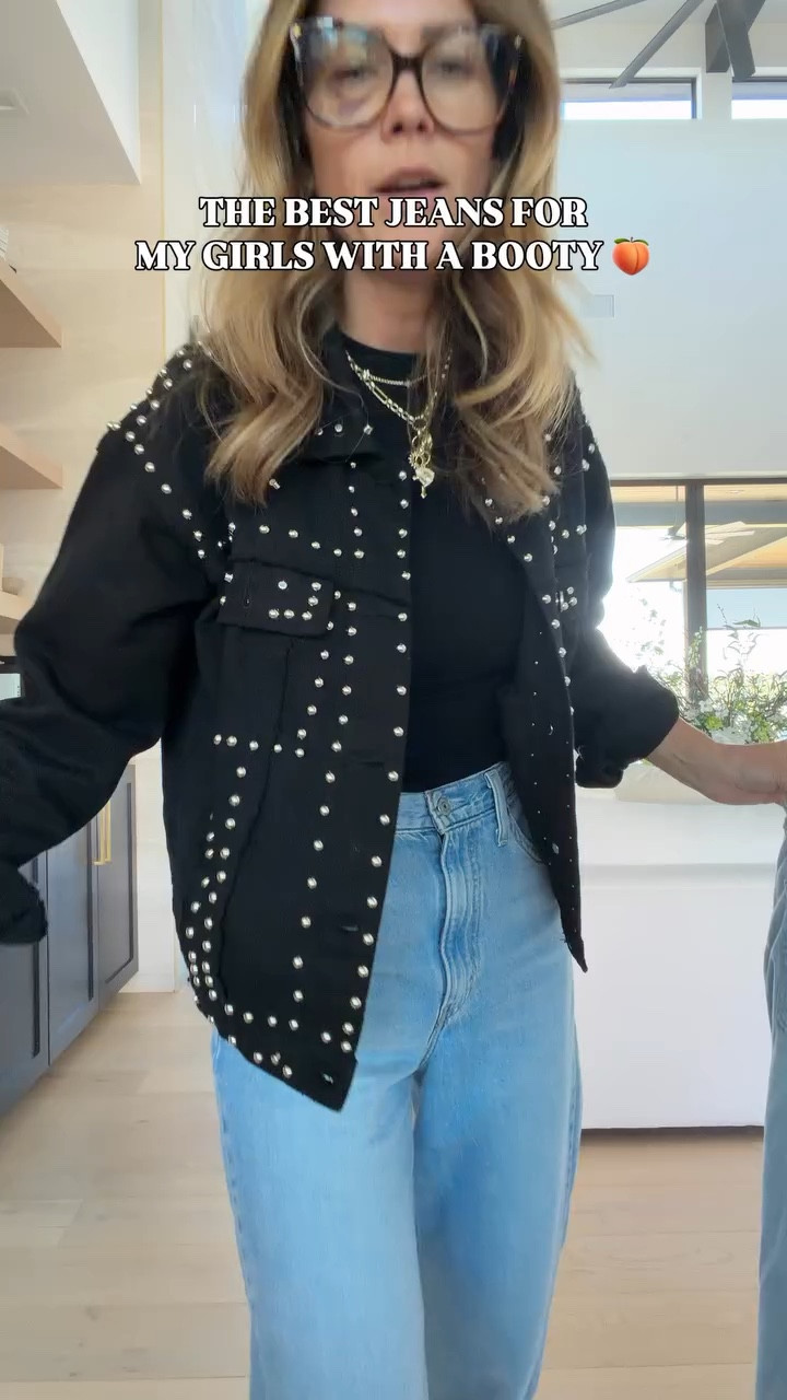 The best jeans for my girls with a booty 🍑 they’re on sale today too! Comment SHOP for details to your DMs! 

Heads up - you’ll have to be following me @ashleeknichols in order to get the message with details 💌

You can shop all my looks anytime on the LTK app just search Ashlee Nichols or visit my website!