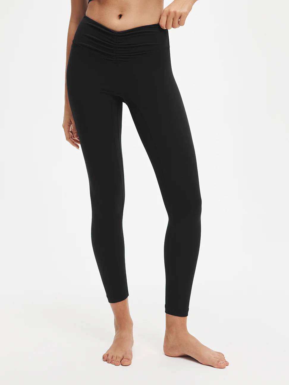 LunaAiry™ V-Waist Ruched Legging 25'' | ShopAthluna